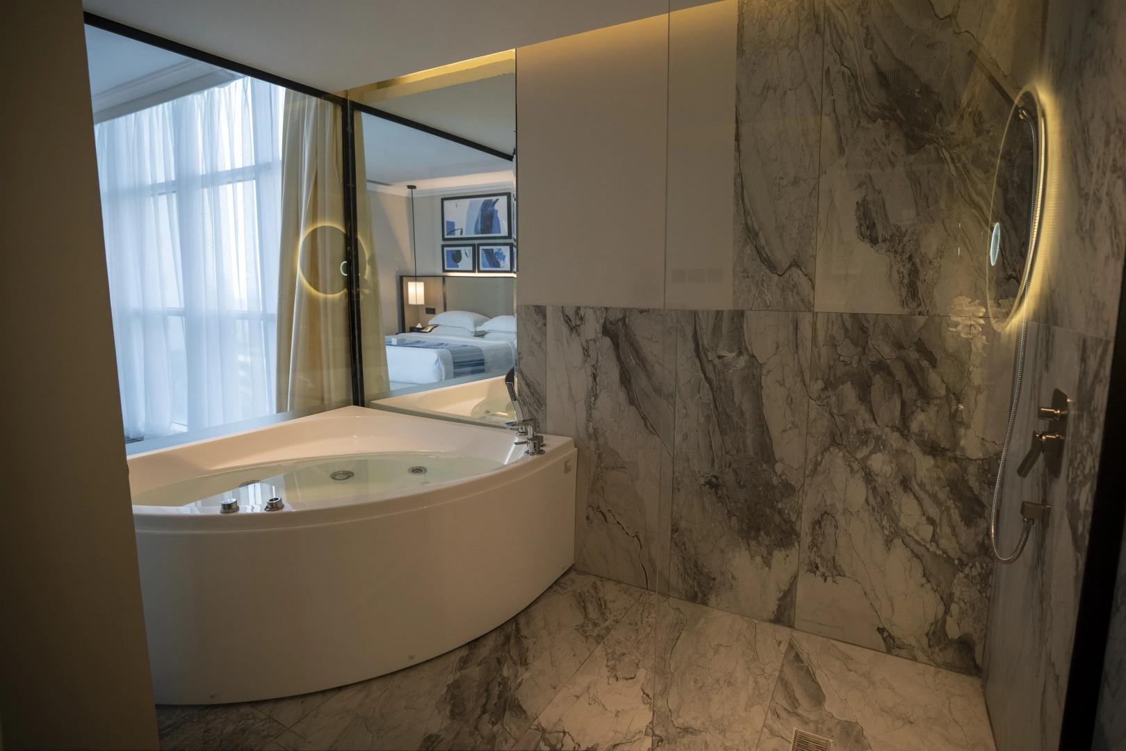 Prime Al Corniche Hotel