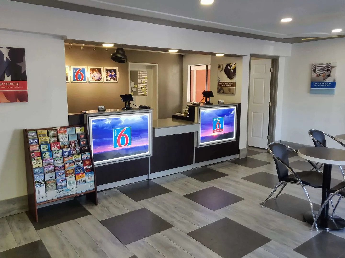 Motel 6 Fresno, CA - Yosemite Hwy