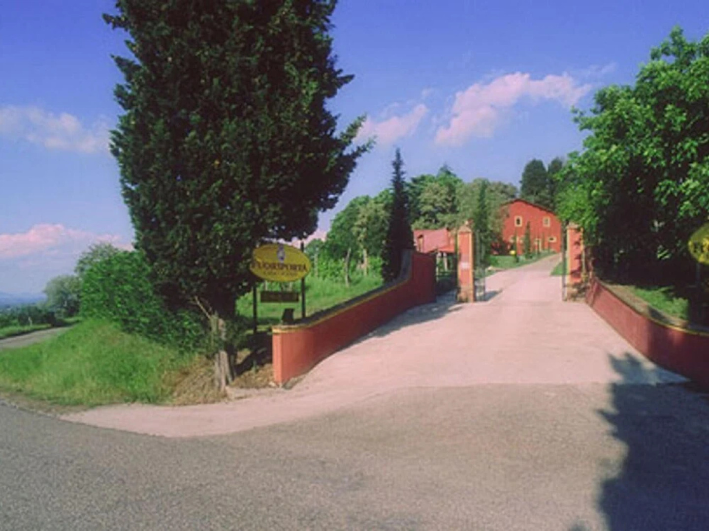 Lush Apartment in Castelfiorentino With Swimming Pool