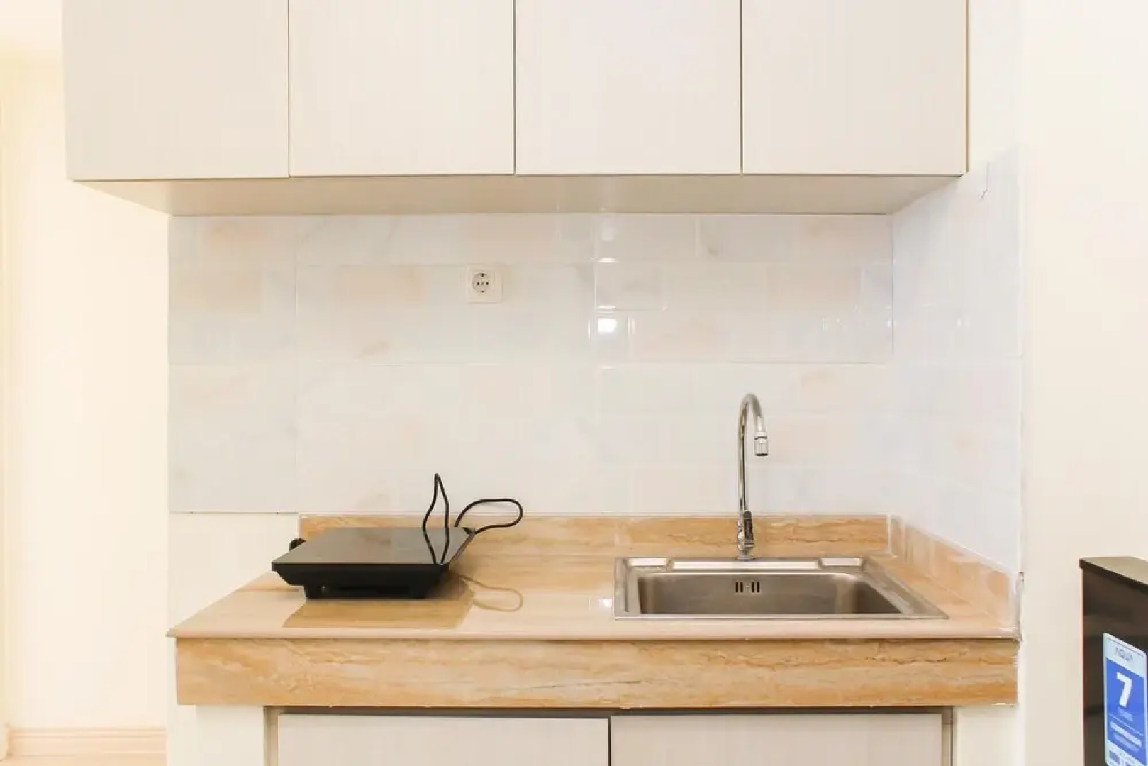 Comfy 3BR at Meikarta Apartment