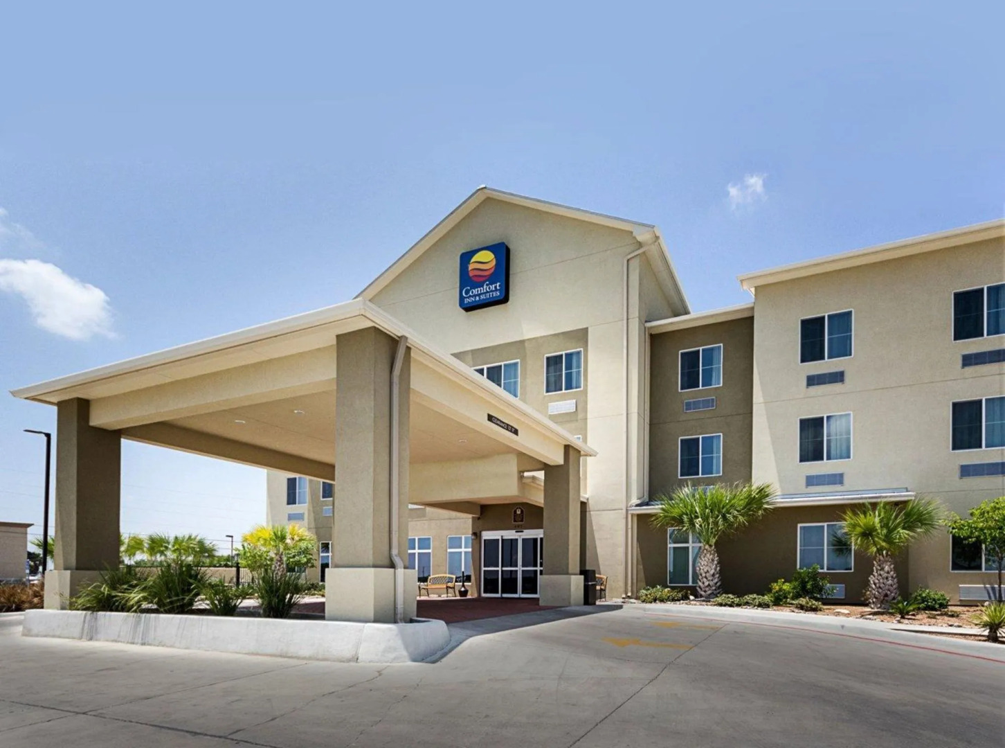 Comfort Inn & Suites Lakeside