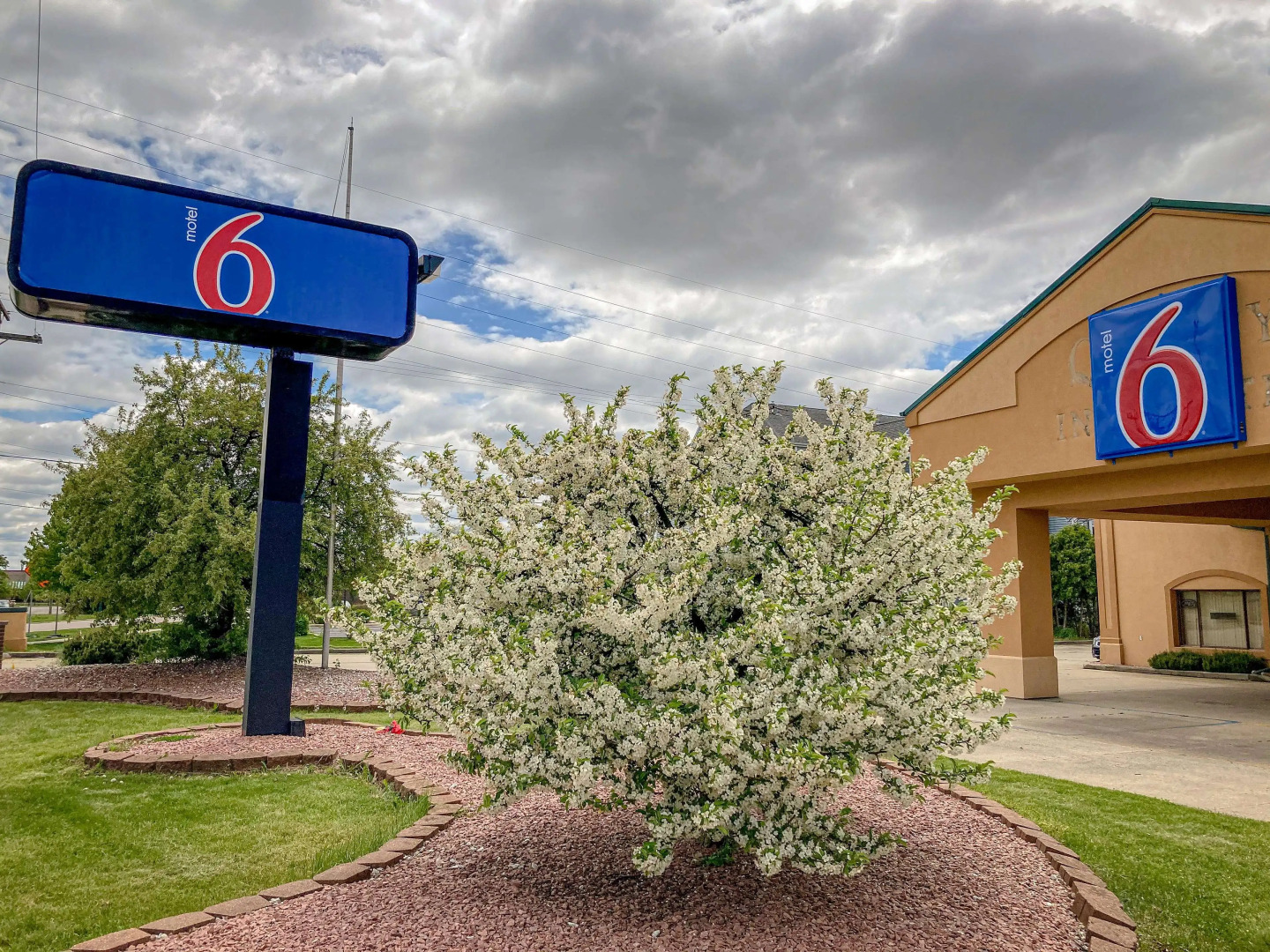 Motel 6 Elkhart, IN
