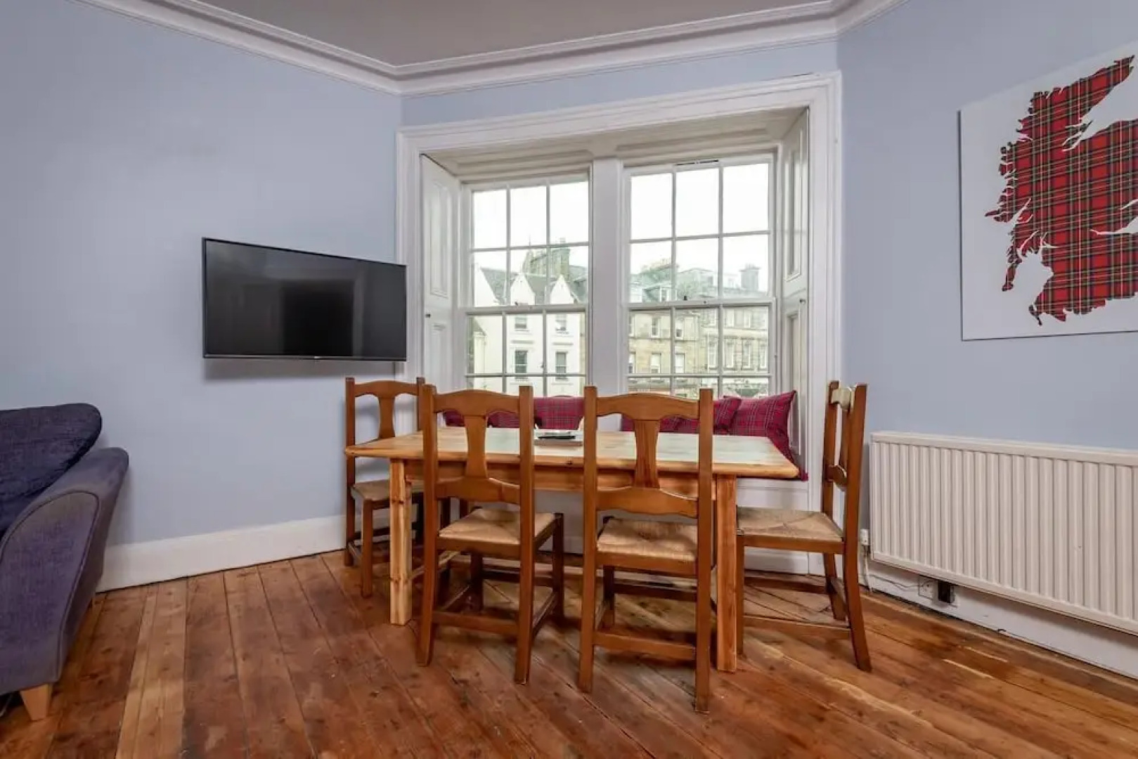 Market Street Apartment Sleeps 6