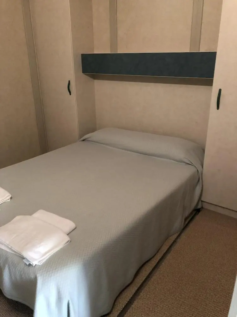 Camping Pico De La Miel