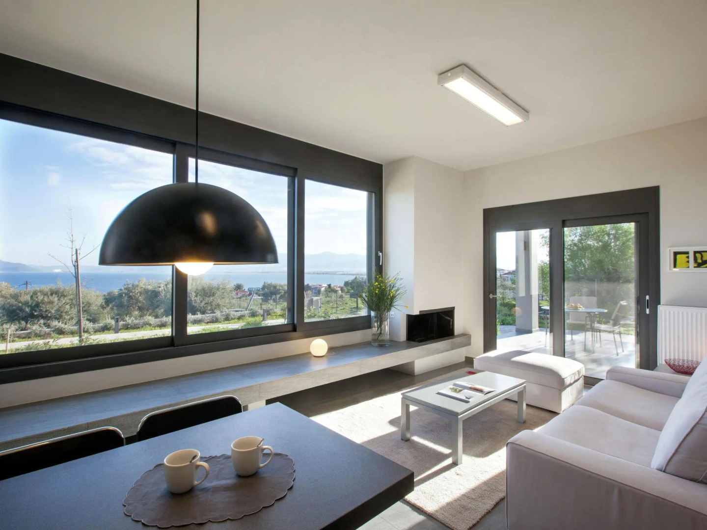 Modern Villa in Nea Agchialos with Garden and Barbecue