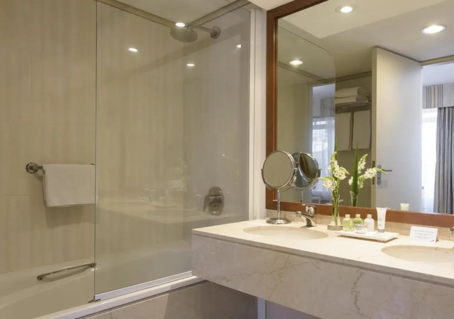 NH Buenos Aires Latino