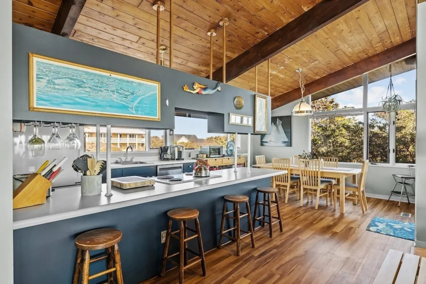 Heckman House 5 Bedroom Home by Redawning