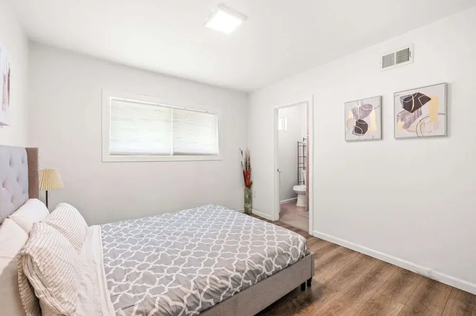 Spacious Family Friendly House in Central Location