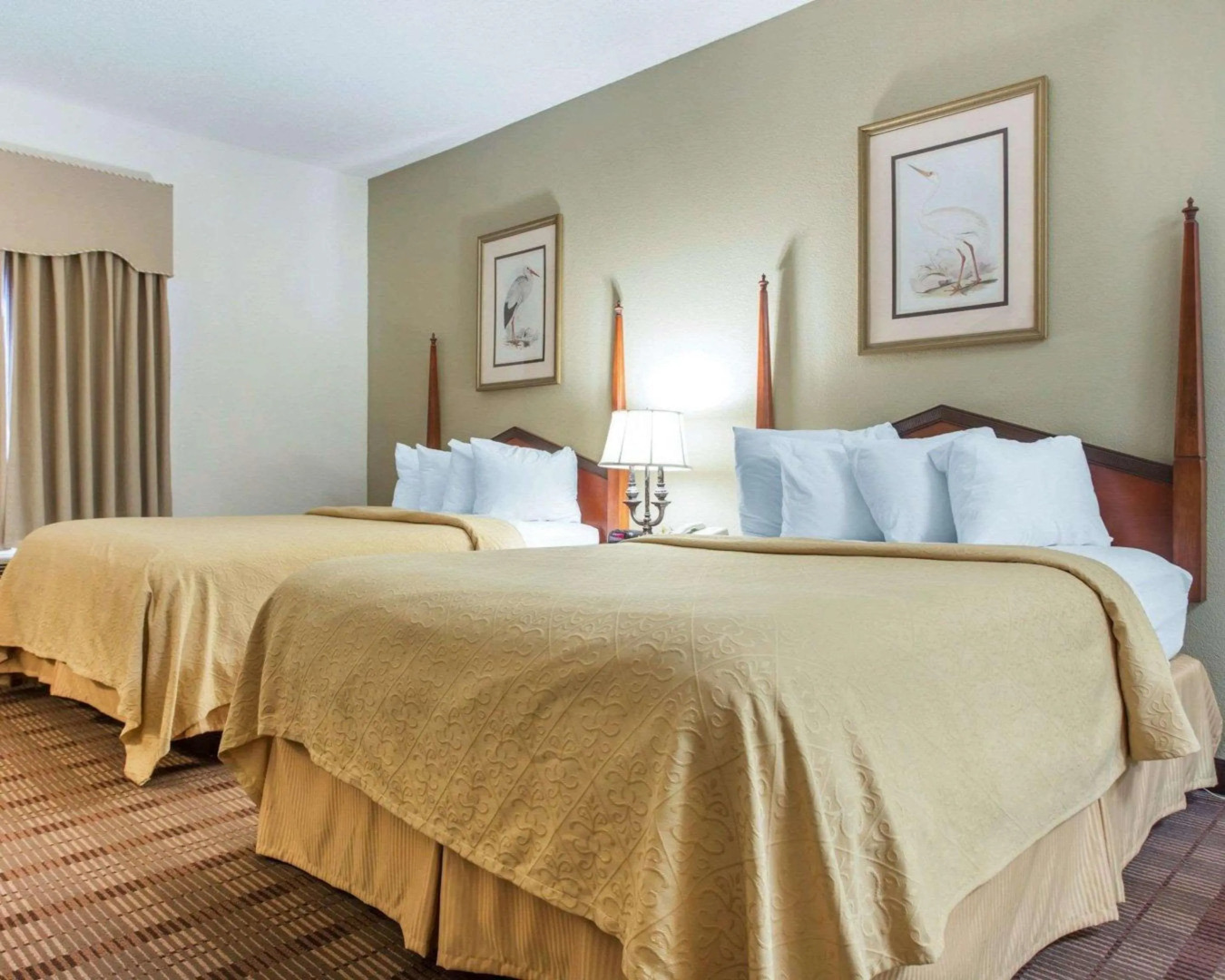 Comfort Inn & Suites Patriots Point