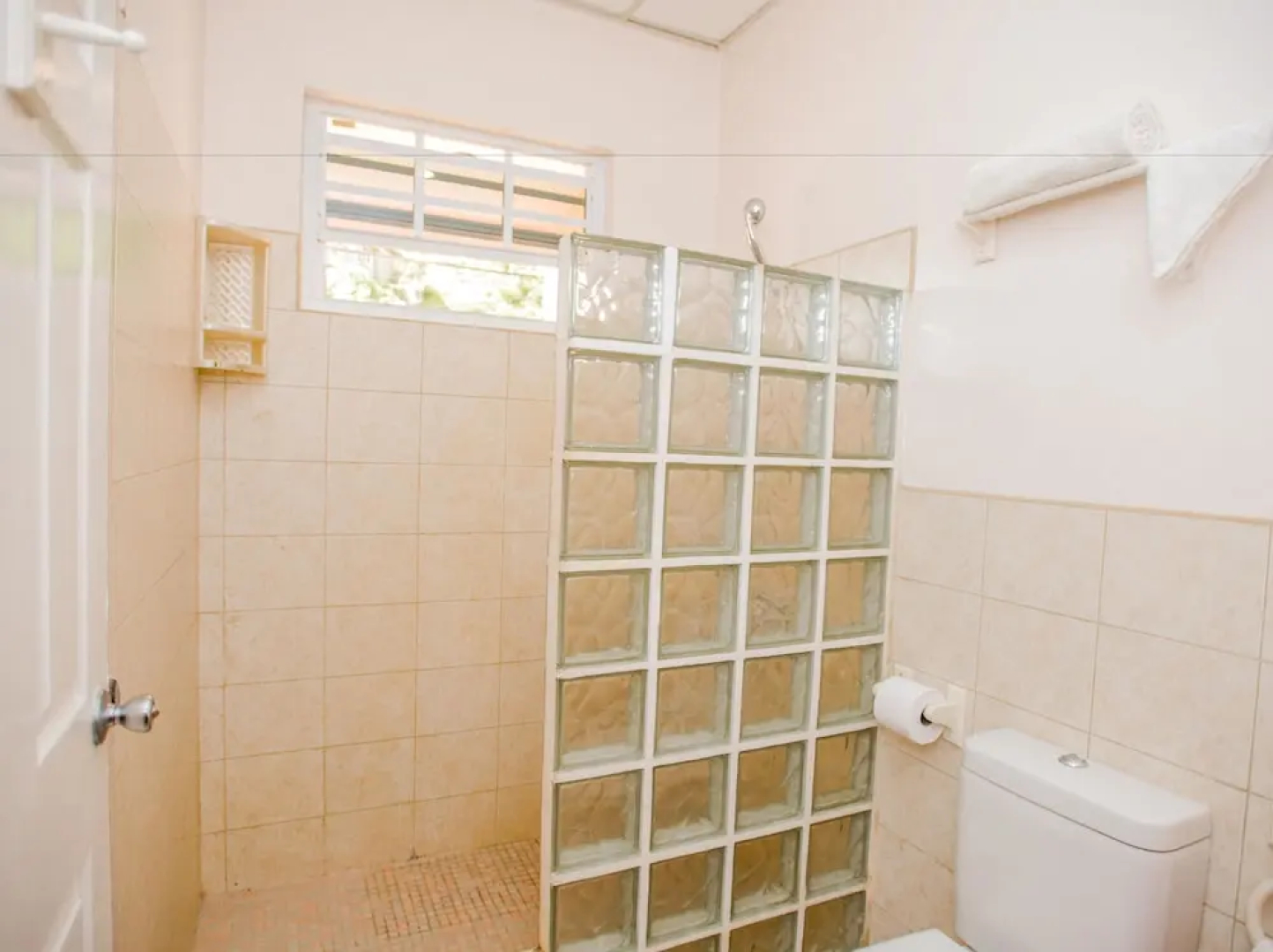 Bougainvillea Apartments