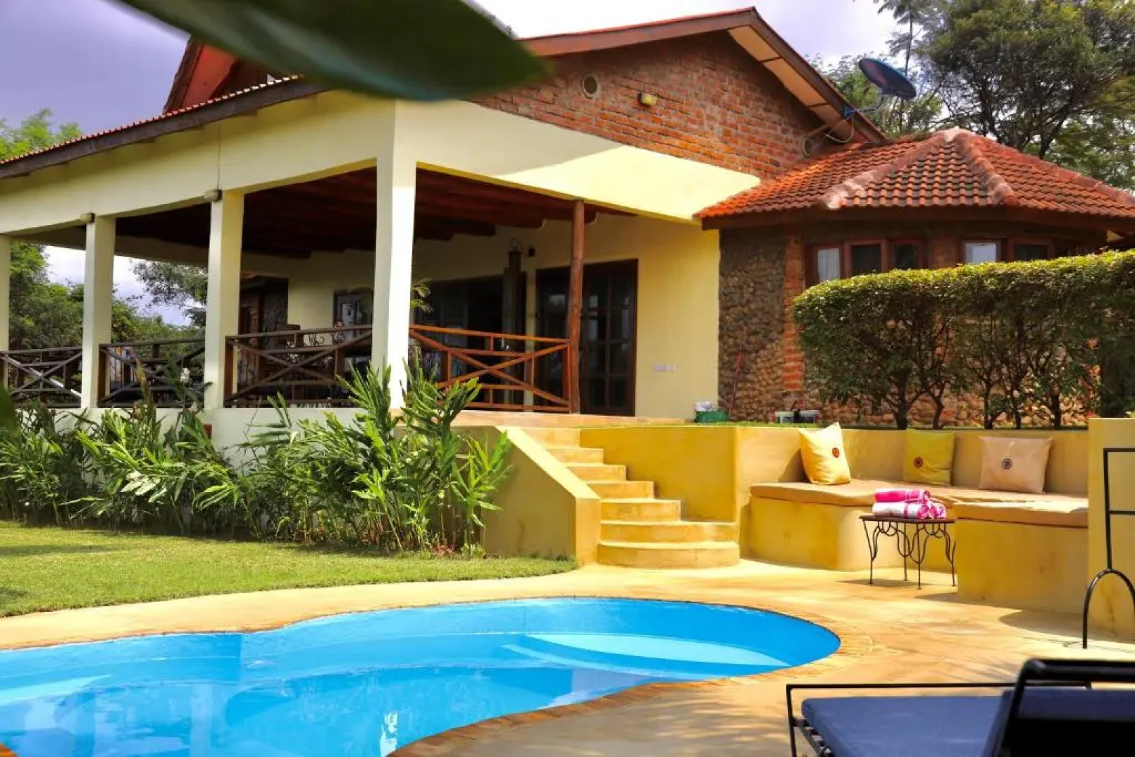 Pink Flamingo Boutique Hotel