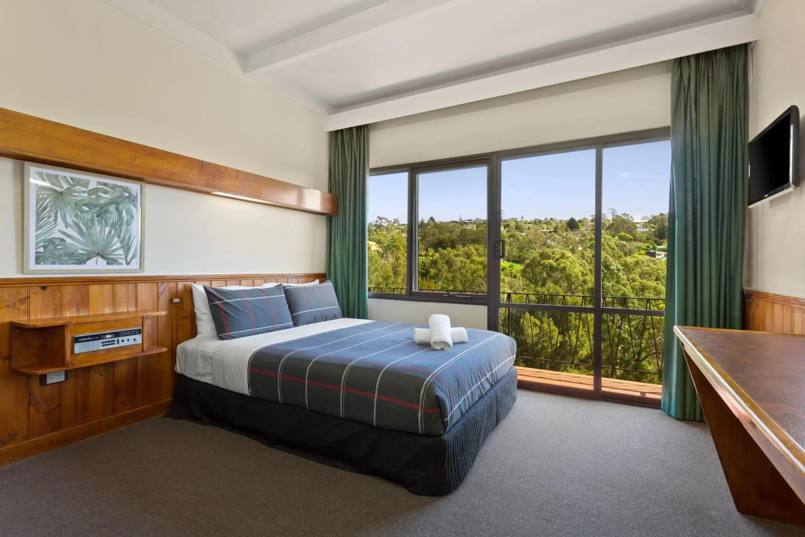 Village Family Motor Inn