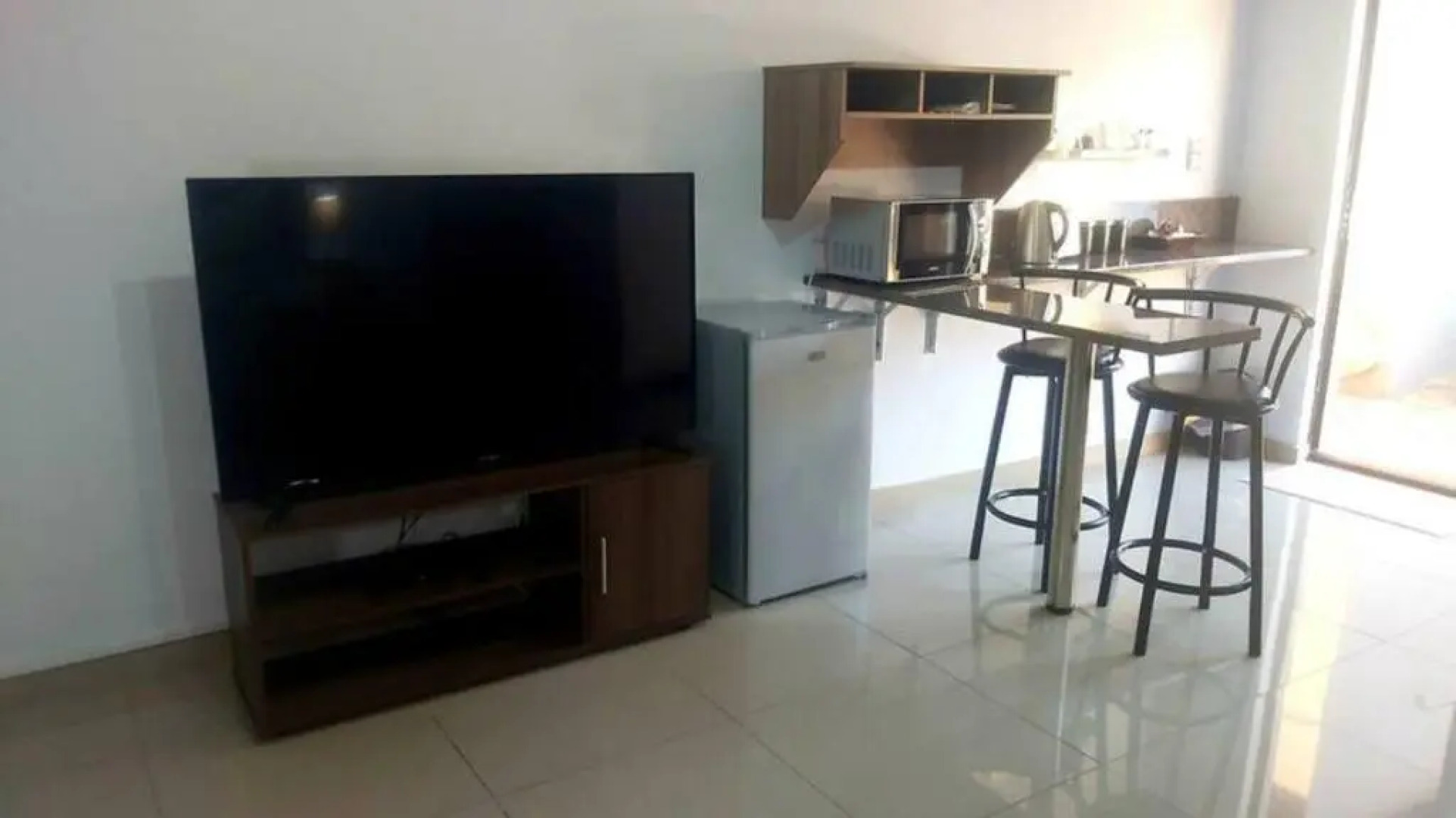 Kayalako on 4th Avenue