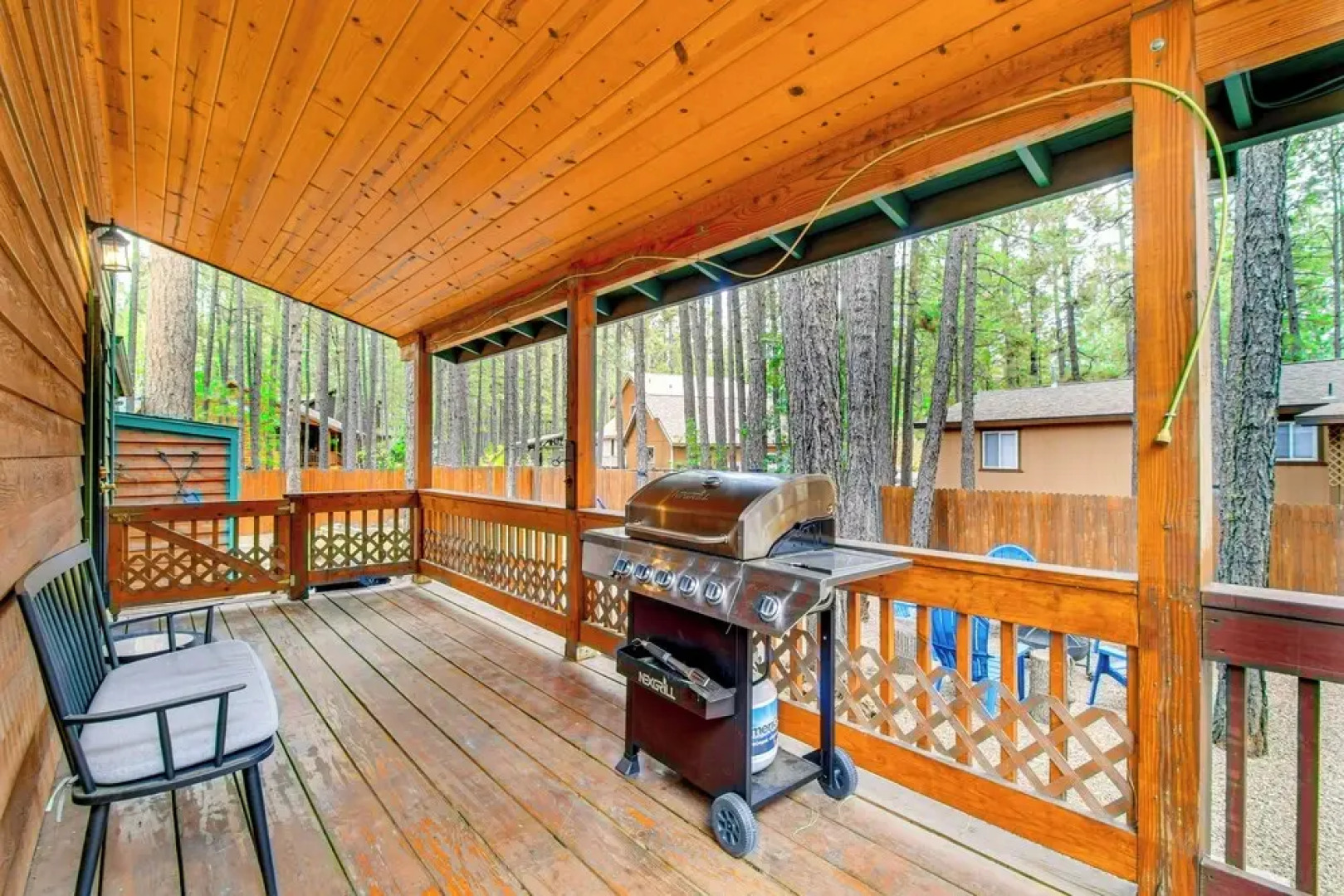 Pet-friendly Cabin w/ Fire Pit in Pinetop!