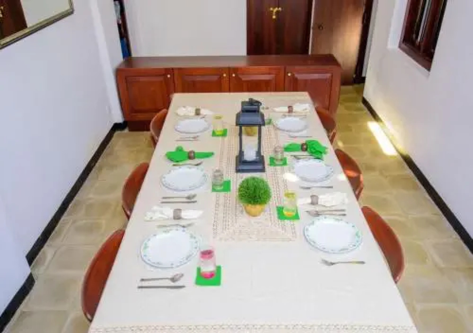 The Berrycove Bungalow