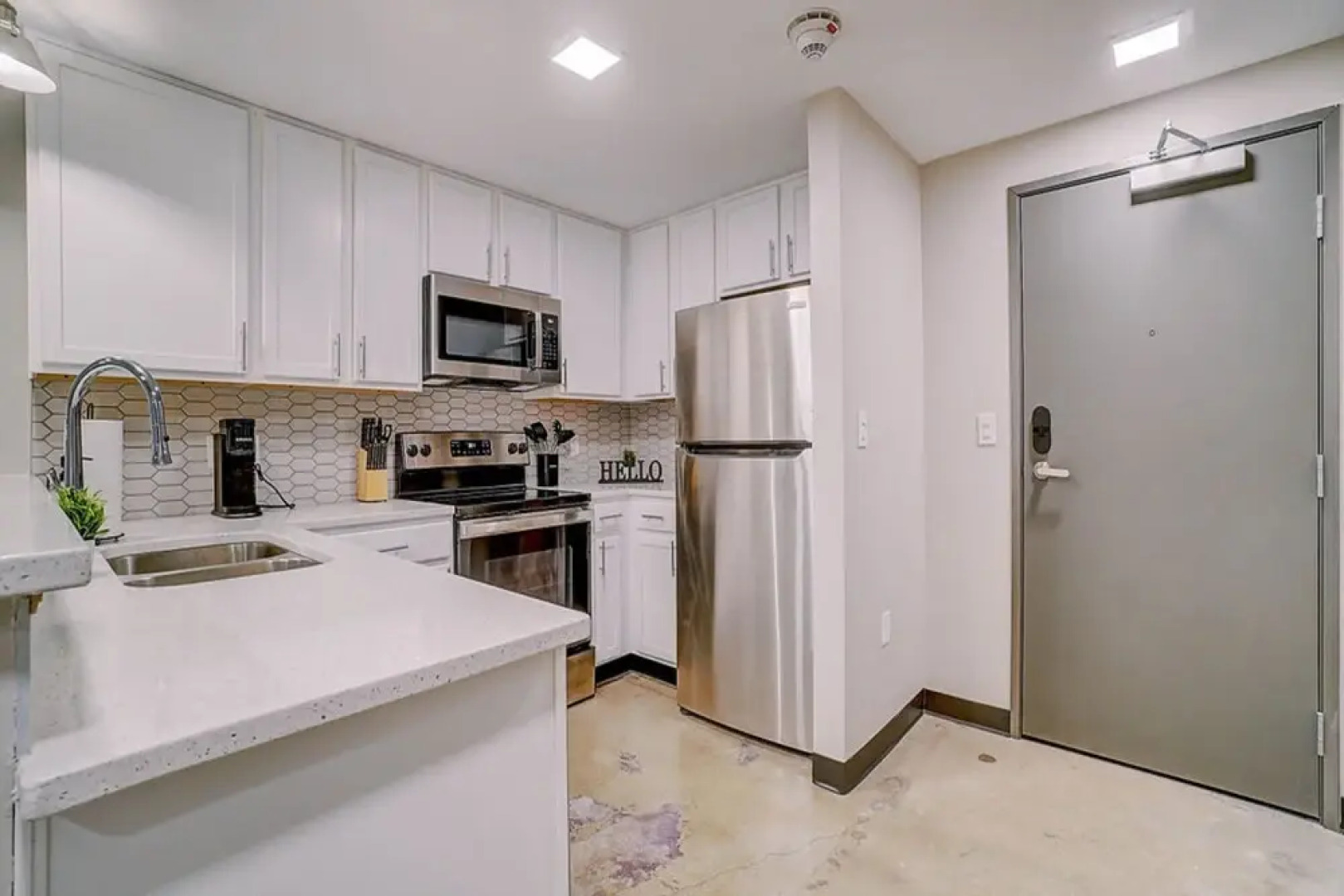 FRONTDESK Tower on Tenth Apts Birmingham