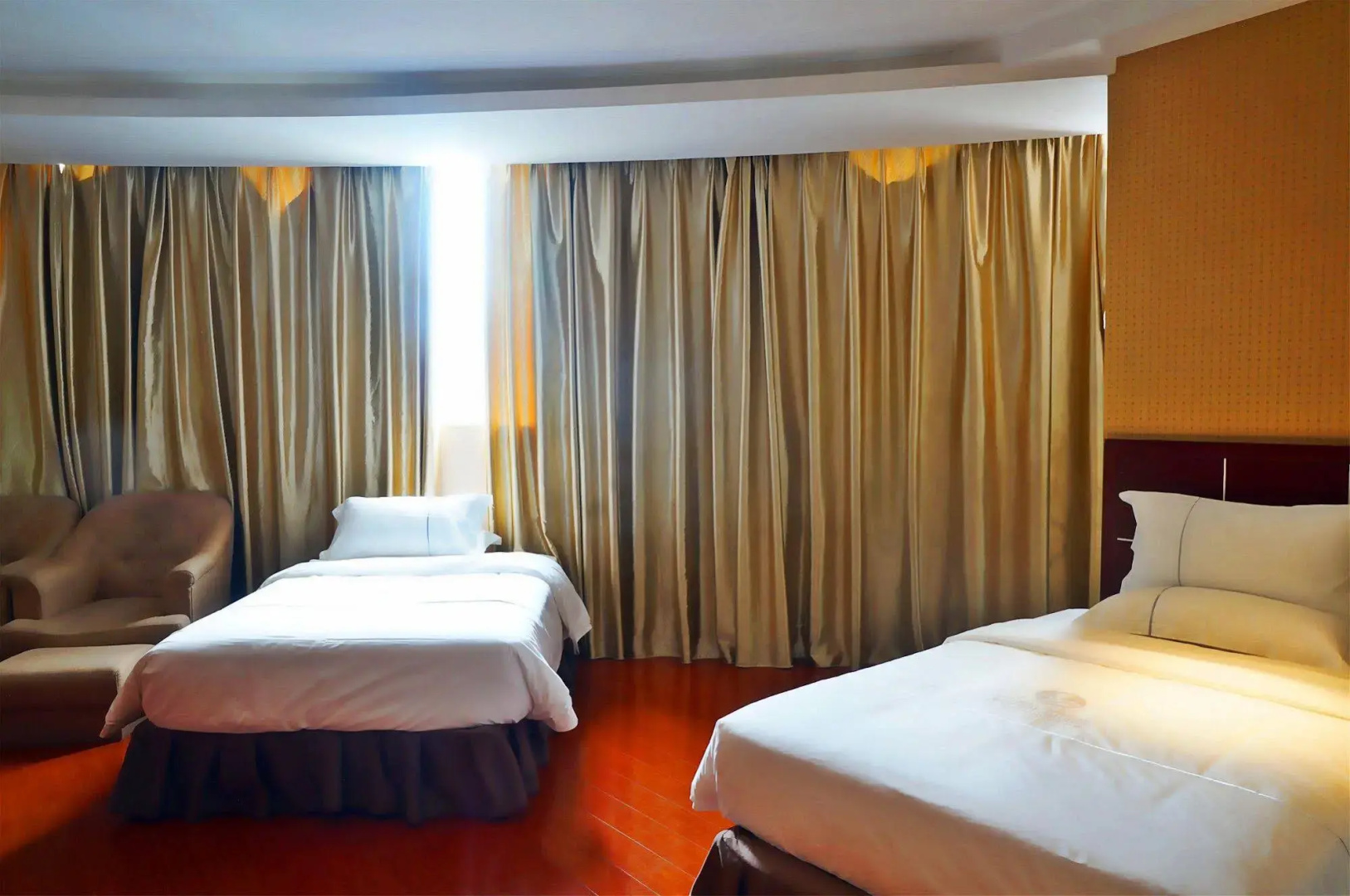 ZhongDa JinDu Hotel