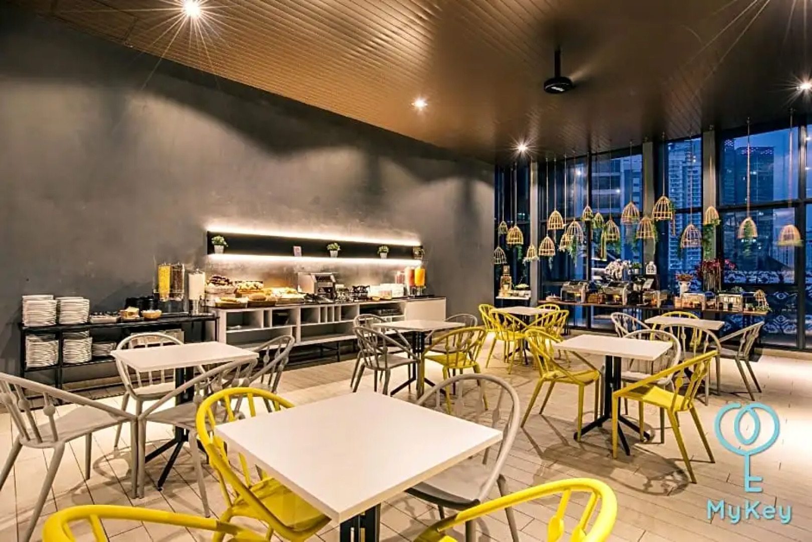 Expressionz Professional Suites by MyKey