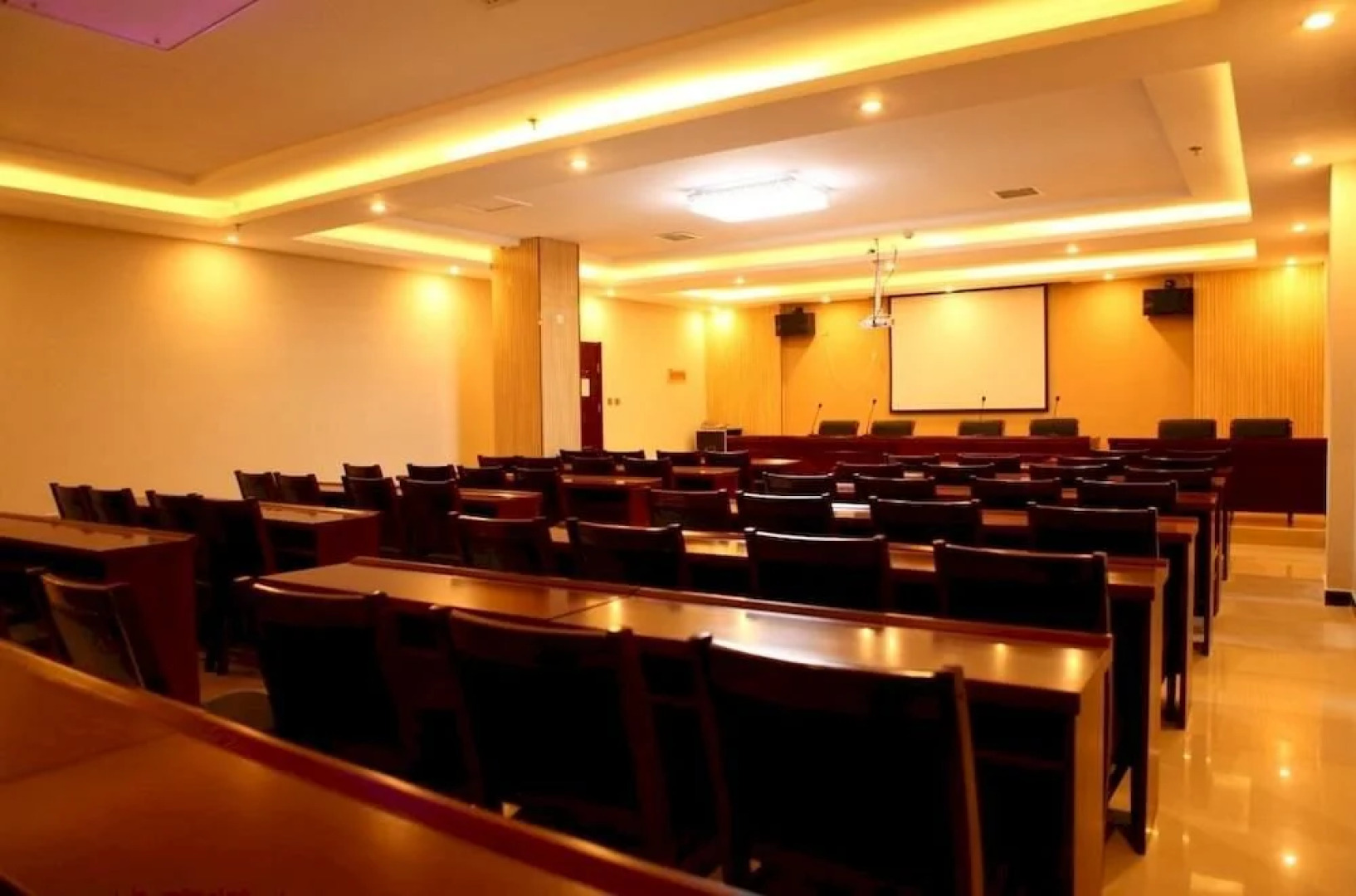 Chengde Jinguyuan Hotel