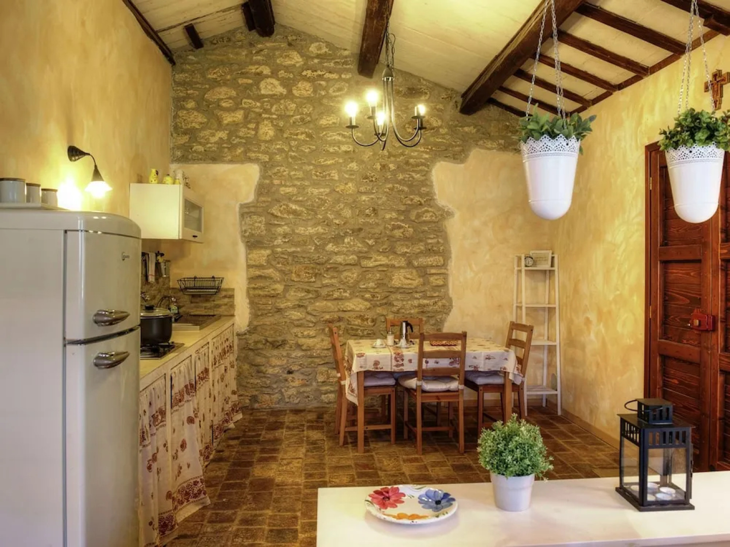 Bright Holiday Home in Modigliana With Swimming Pool