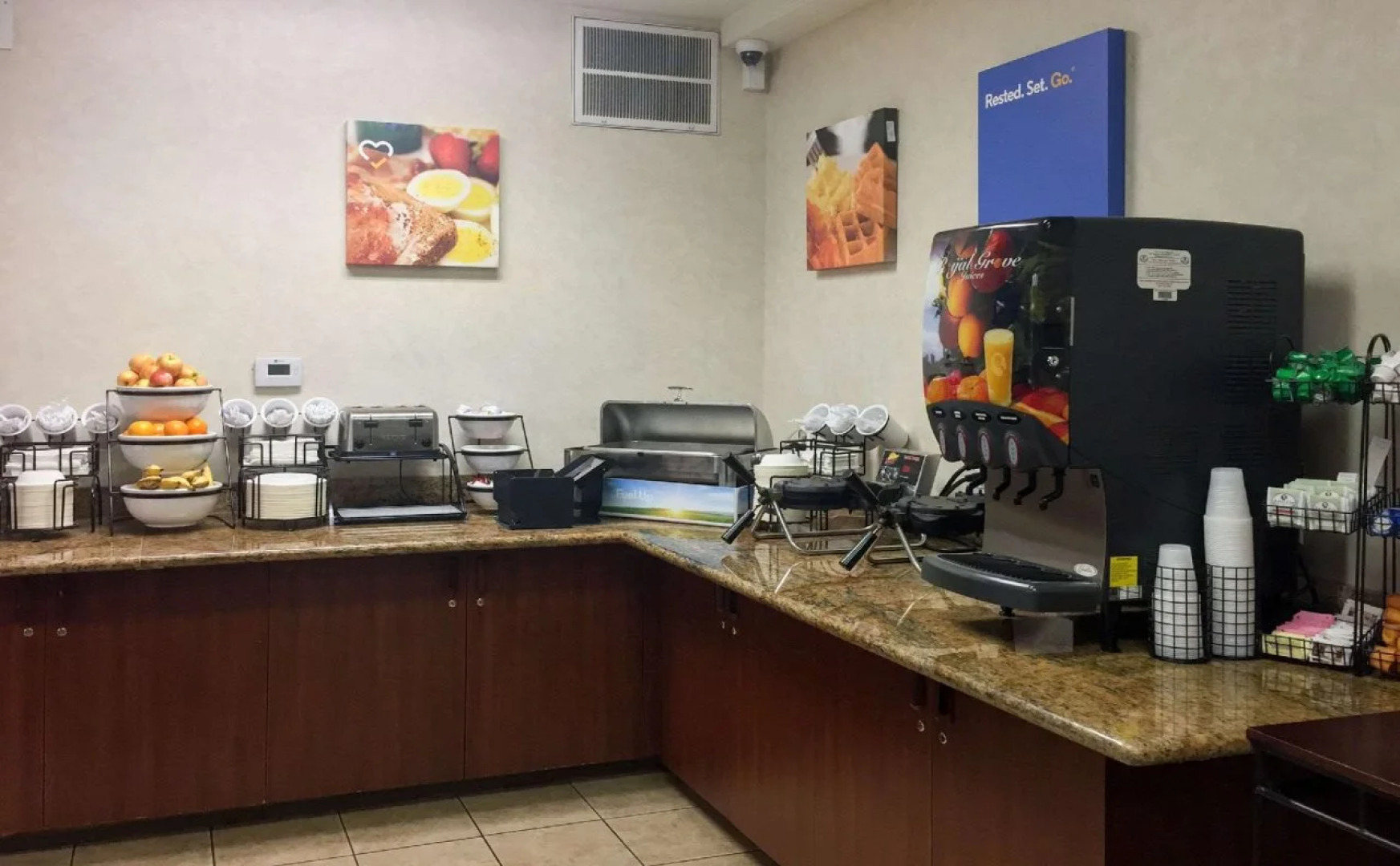 Comfort Inn & Suites-Portland Airport