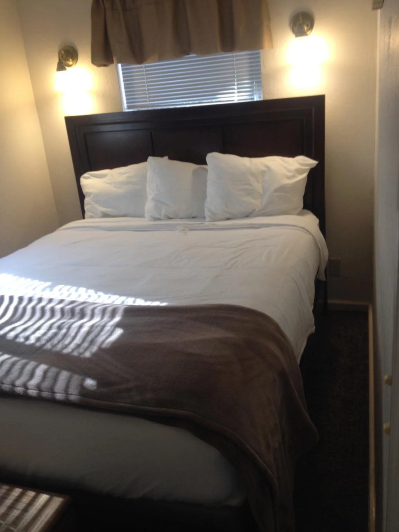 Long Barn Lodge Cottages