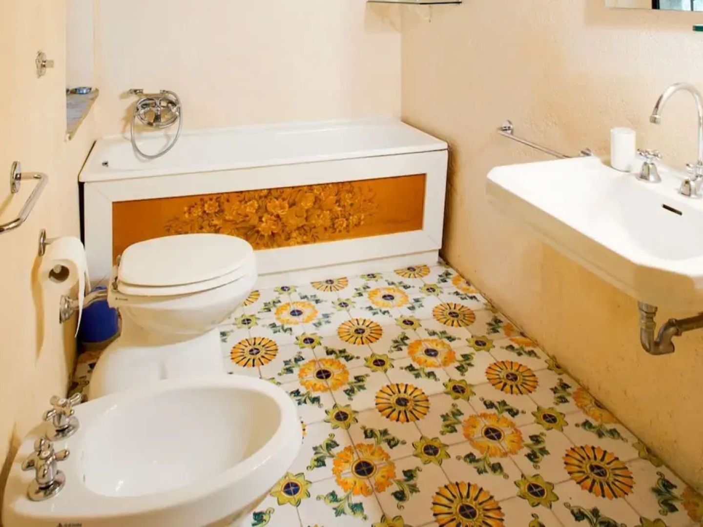 Villa in Rome With Pool & Stunning Views