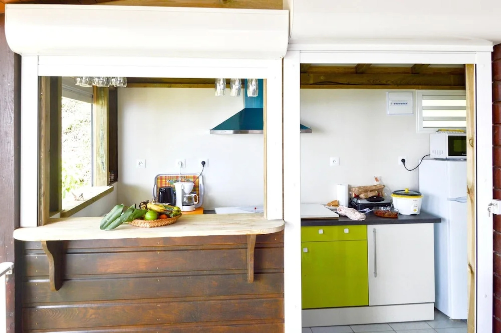 Bungalow With 2 Bedrooms in Bouillante, With Wonderful sea View, Furni