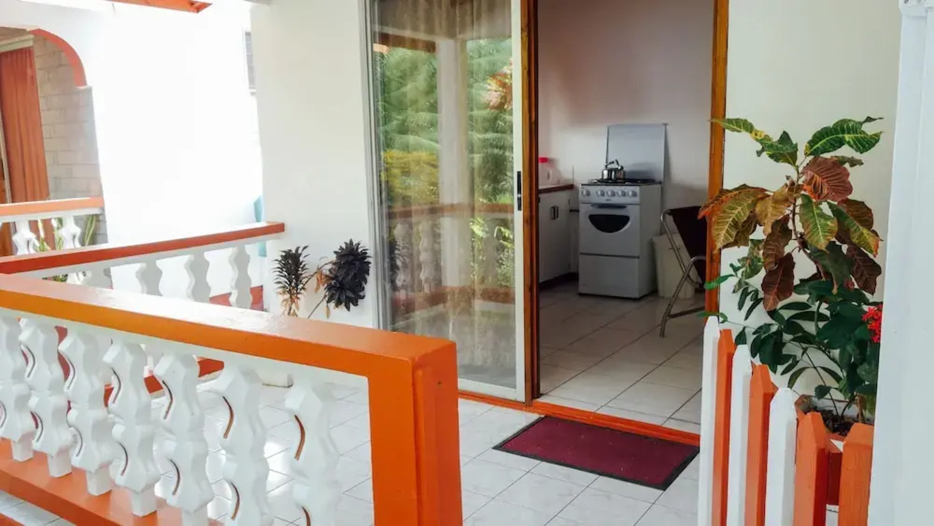 Scraper's Guest House