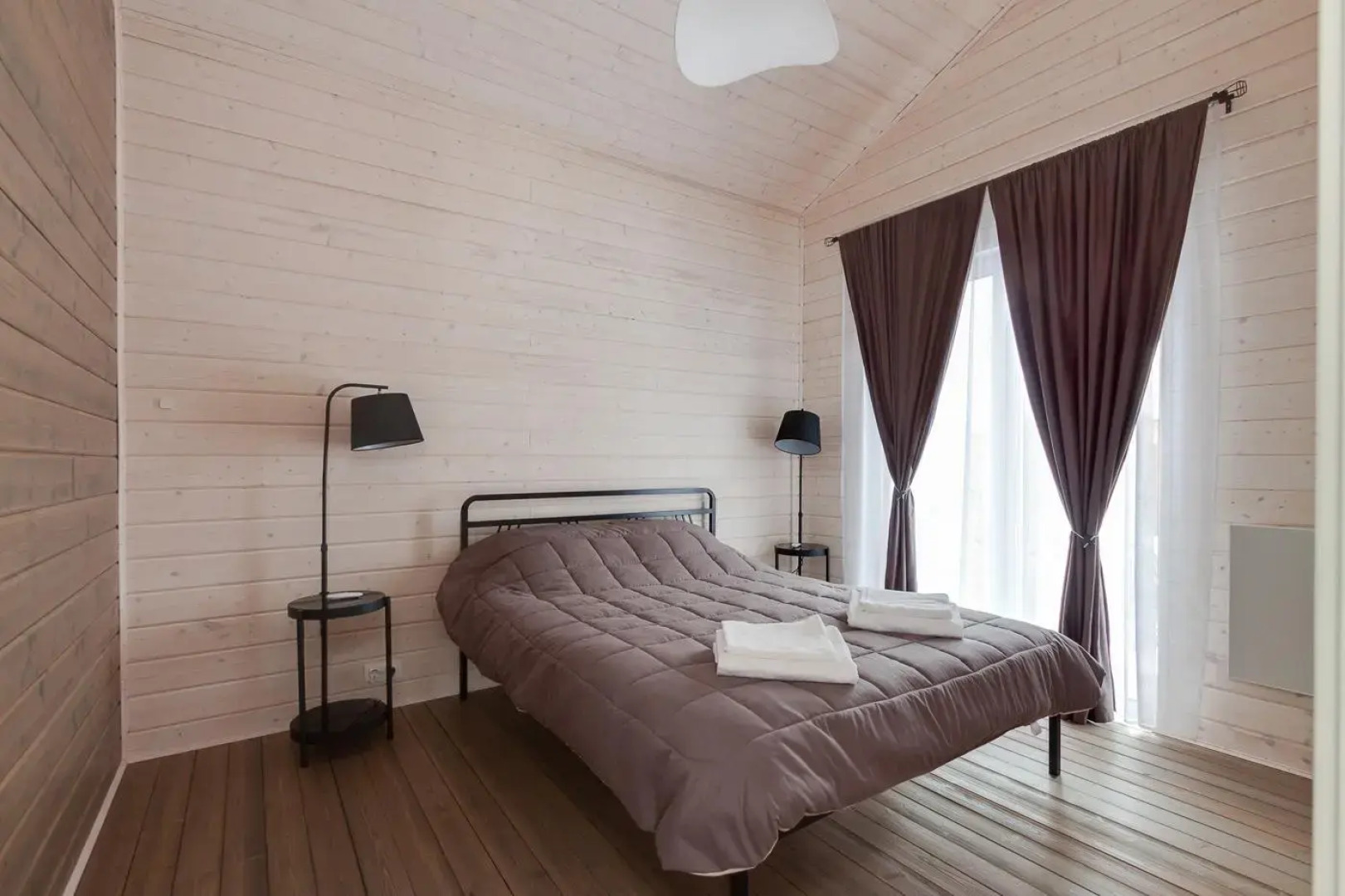 Дом на Вишневой улице, 8