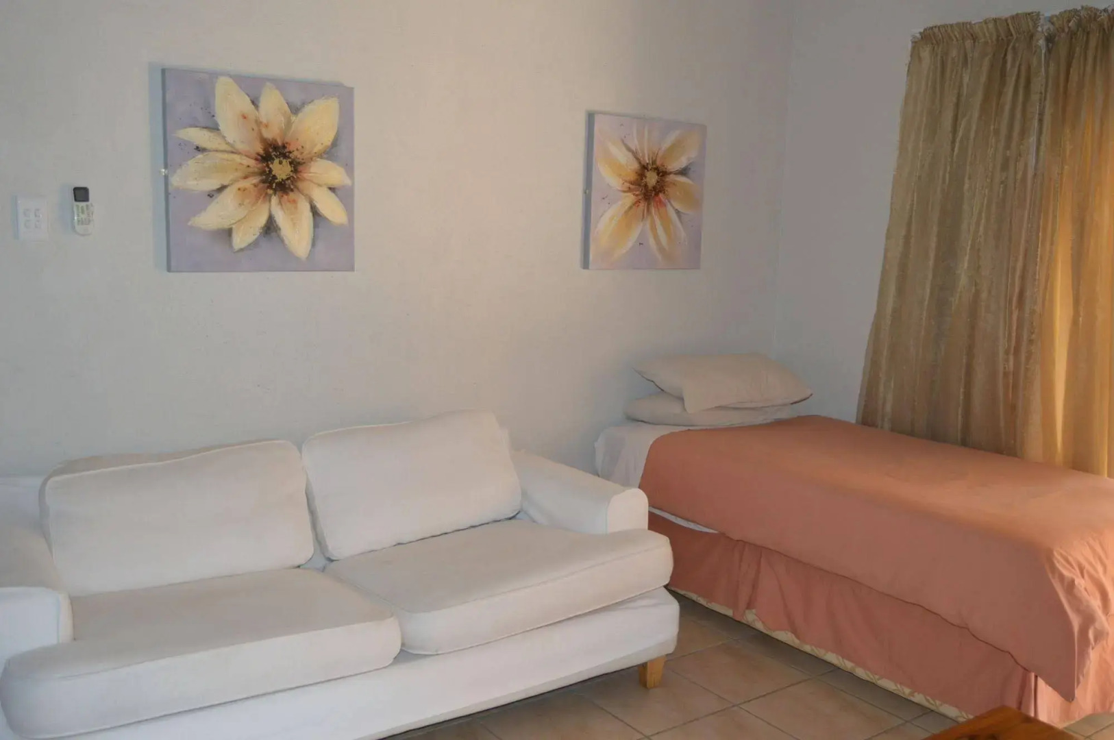 Floreat Riverside Lodge and Spa