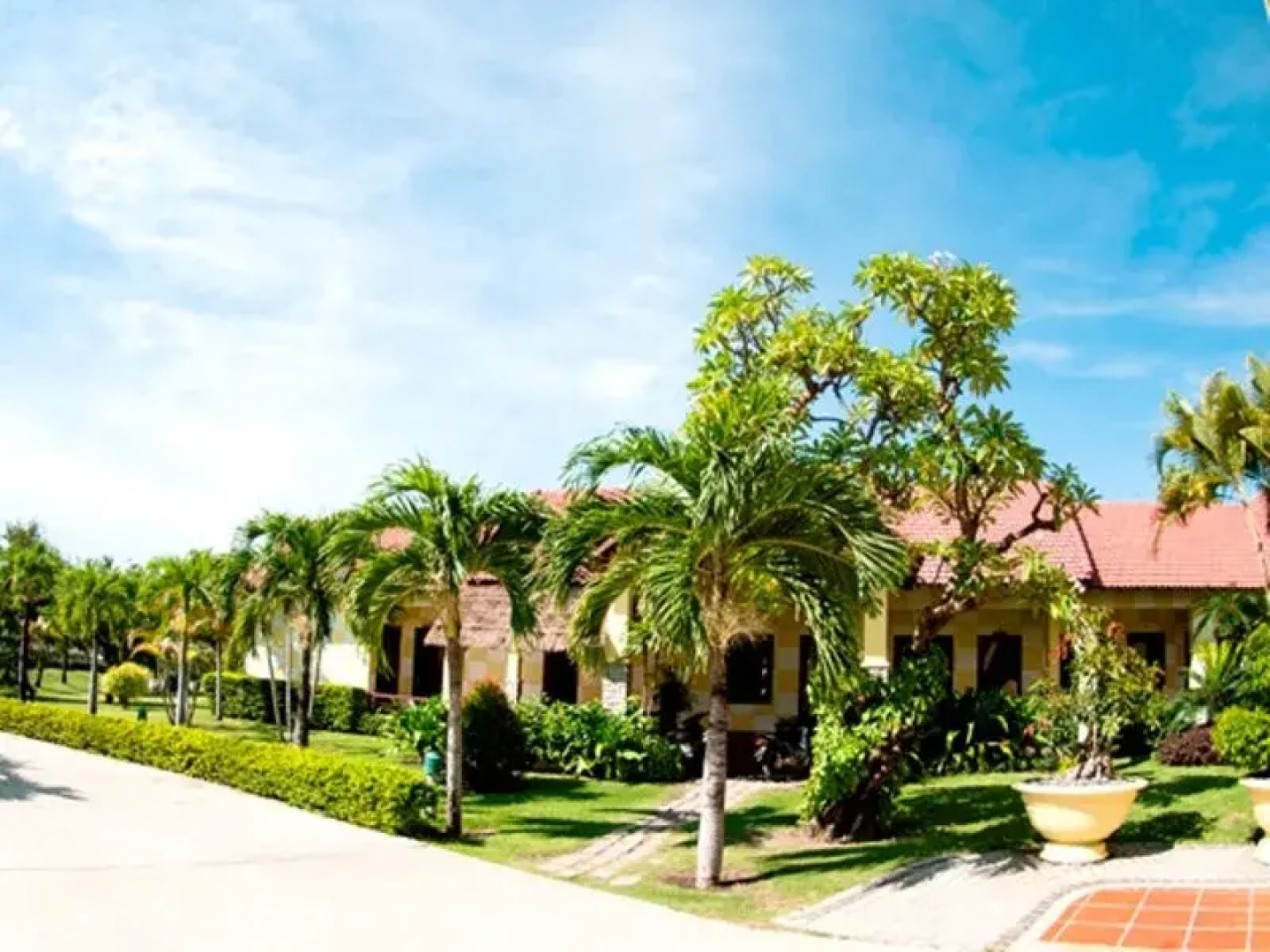 White Sand Doclet Resort And Spa