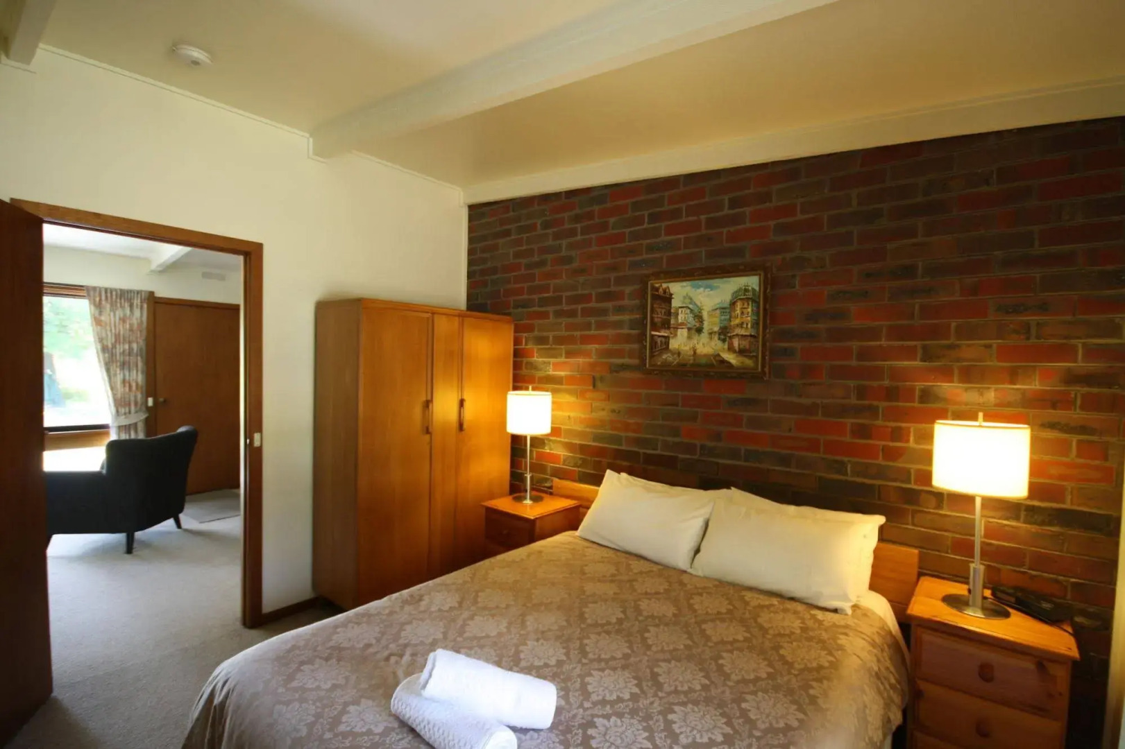 Halls Haven Holiday Units