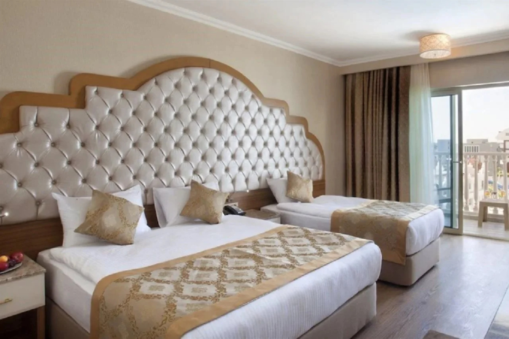 Oz Hotels Side Premium