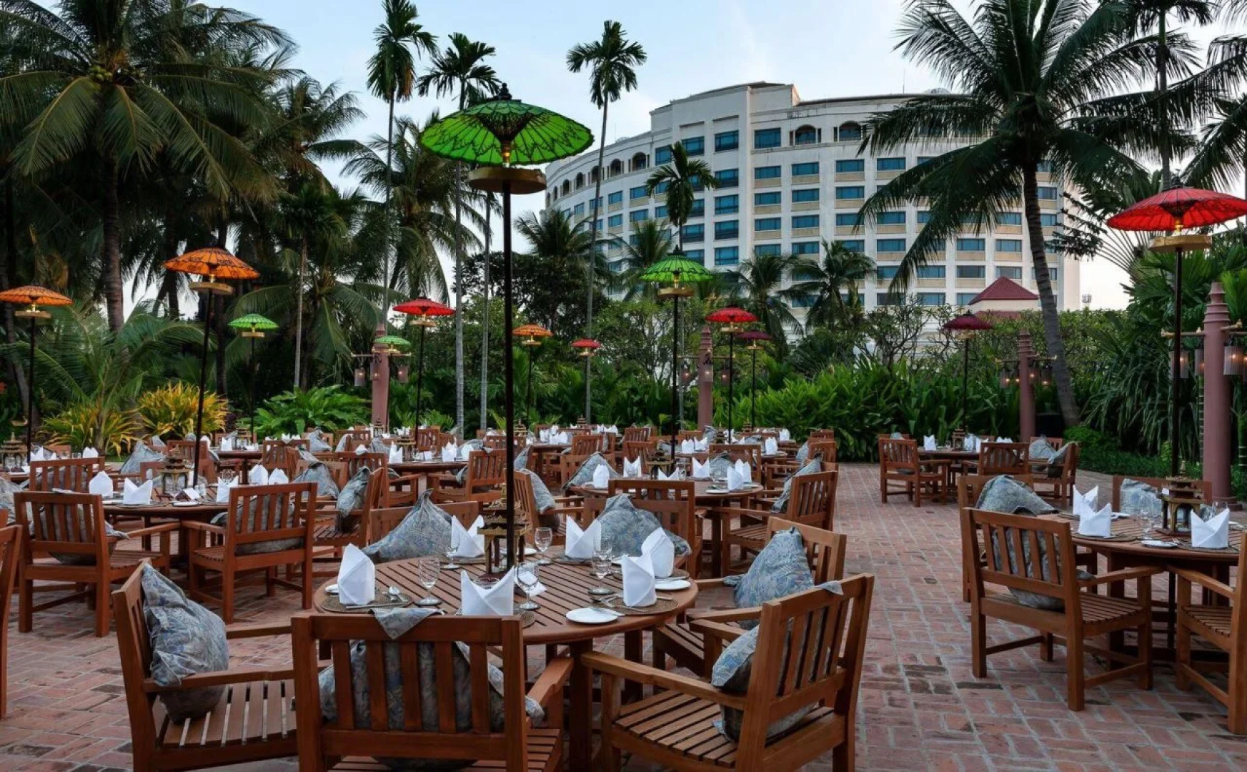 Mercure Mandalay Hill Resort