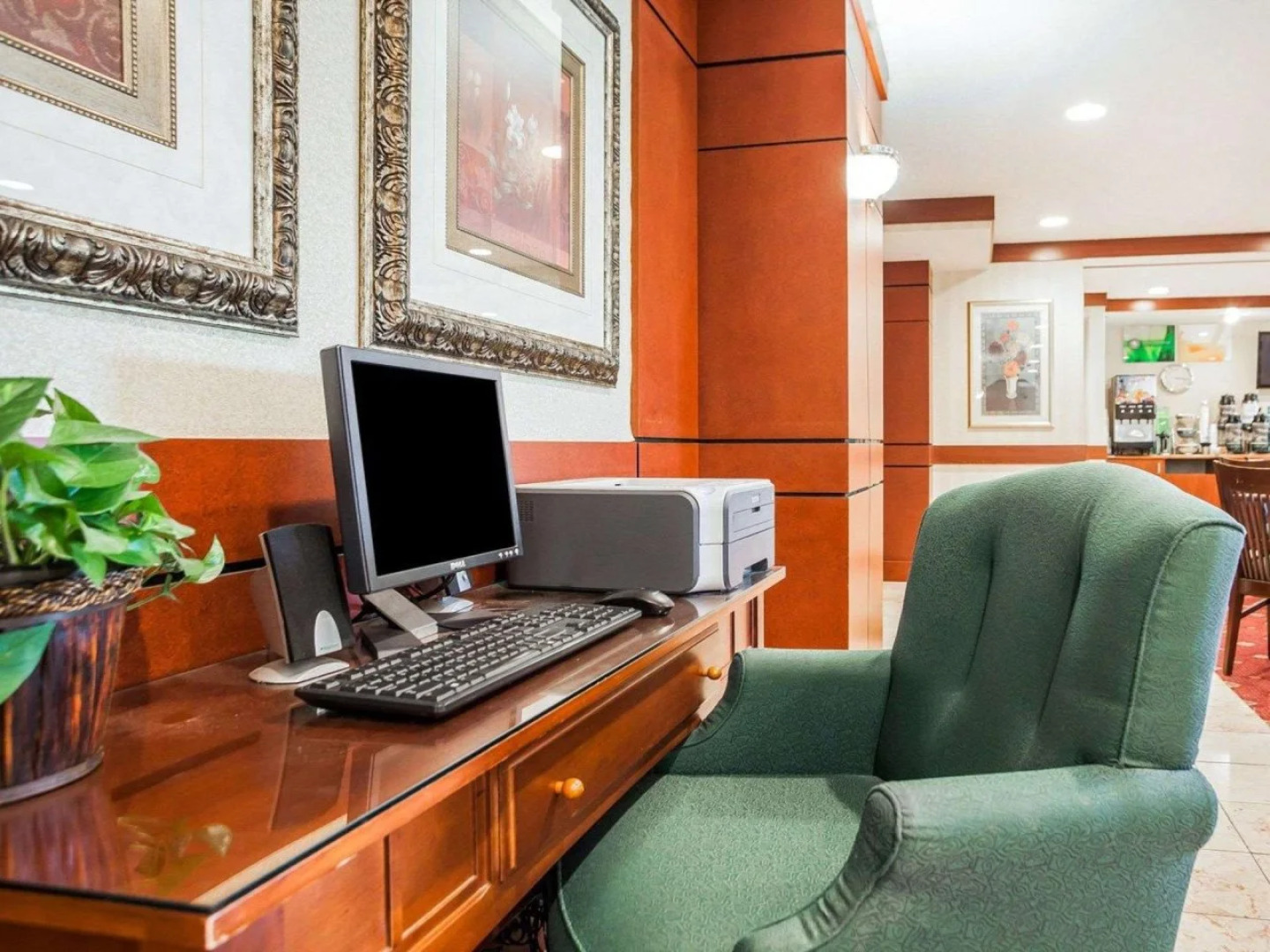 Quality Inn Milwaukee/Brookfield