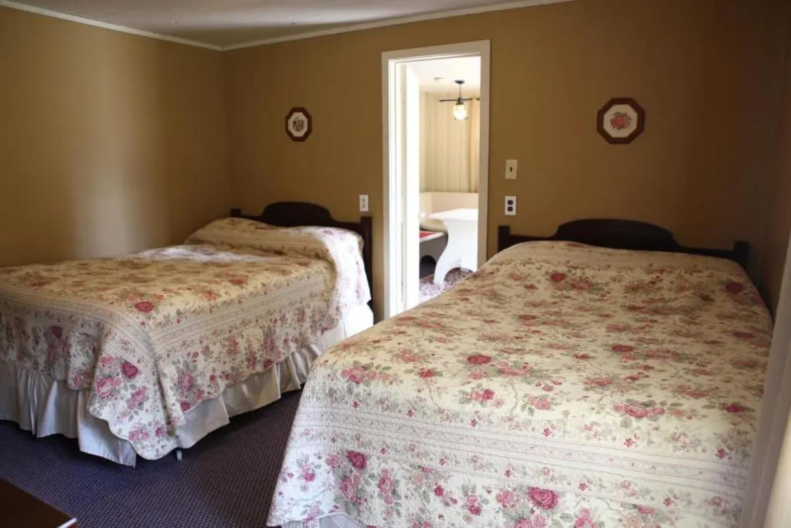 Richca Chalets Resort