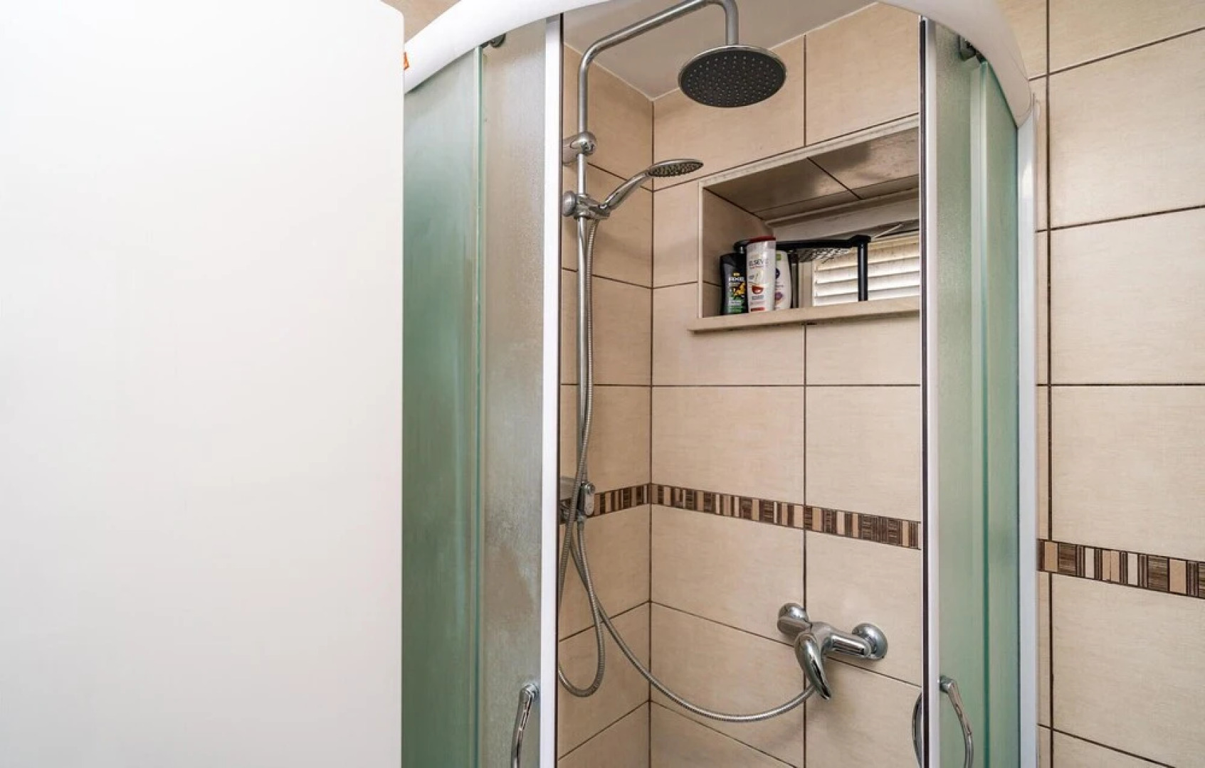 Amazing Home in Komolac With Wifi and 1 Bedrooms