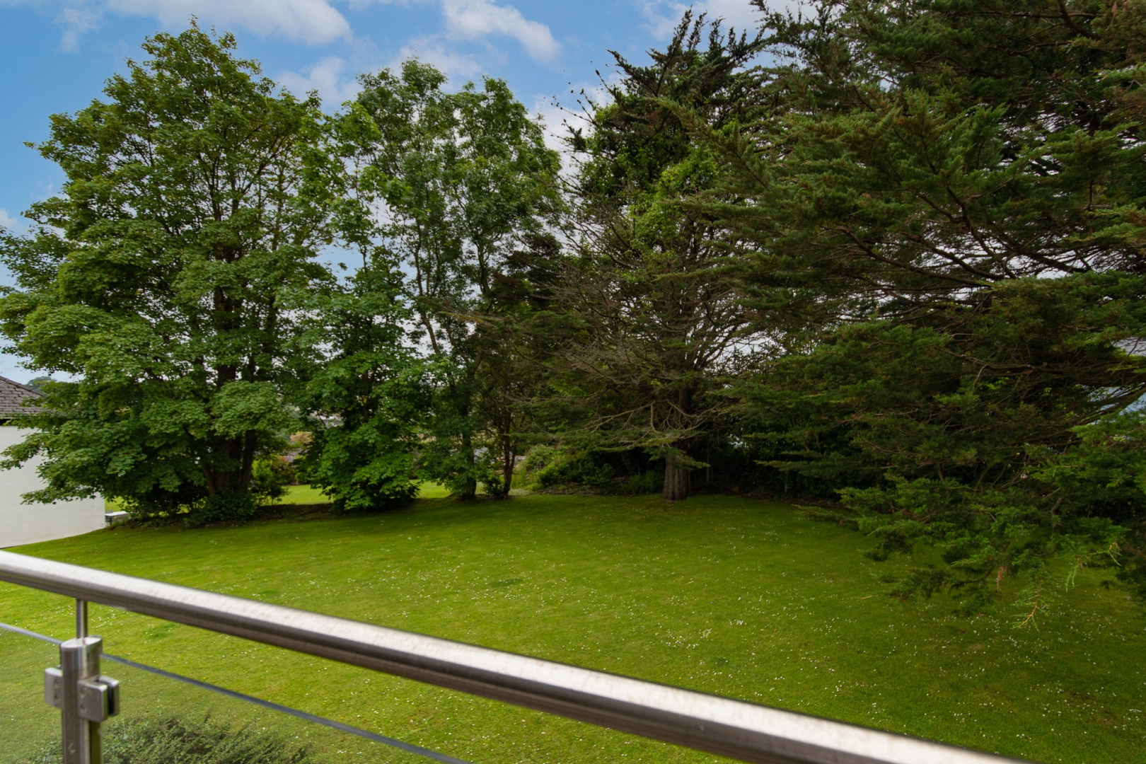 Coedrath Park 19 - Close to Beach, Parking, Balcony, Pet Friendly