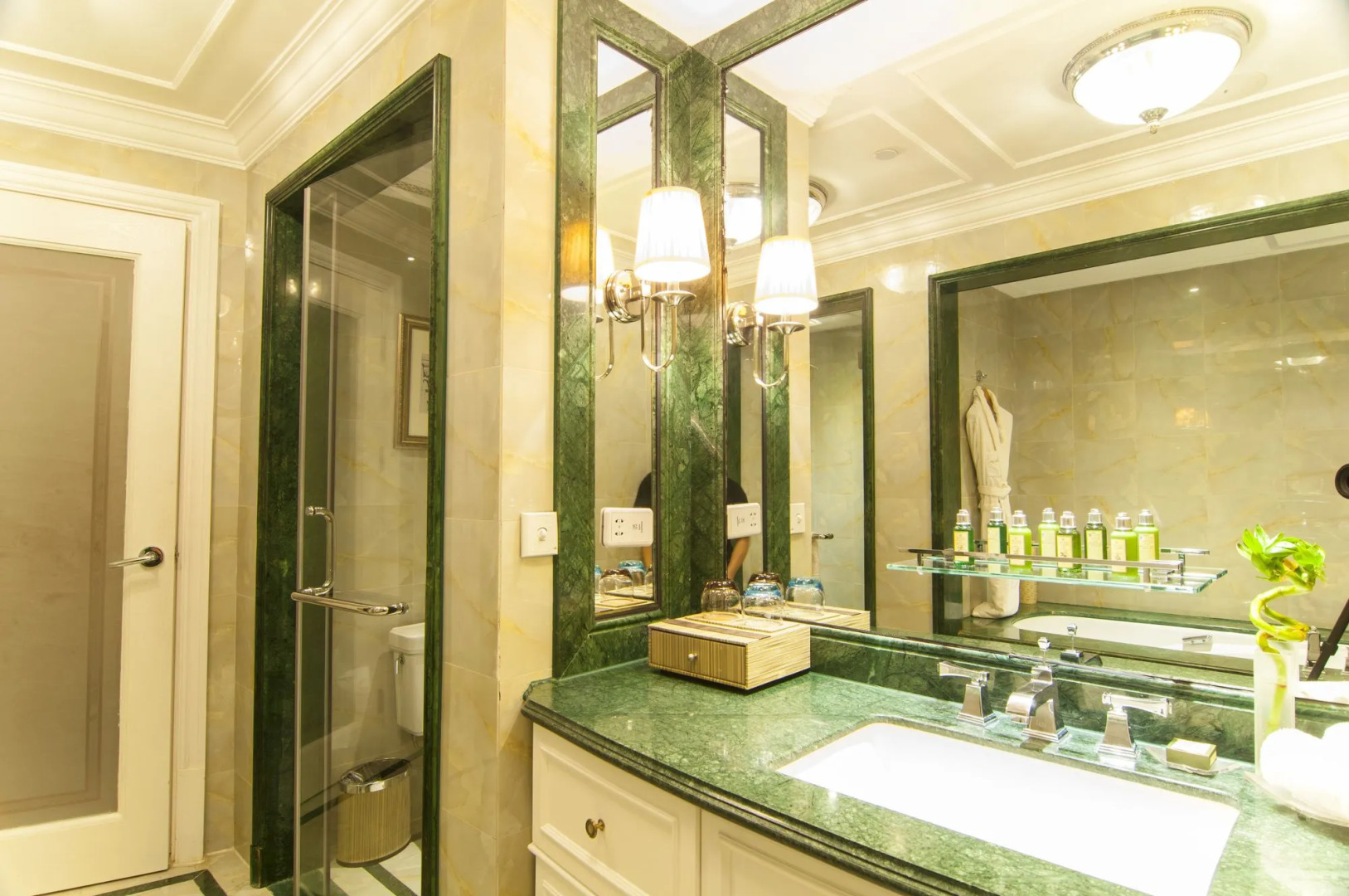 Royal Grace Hotel Optics Valley Wuhan