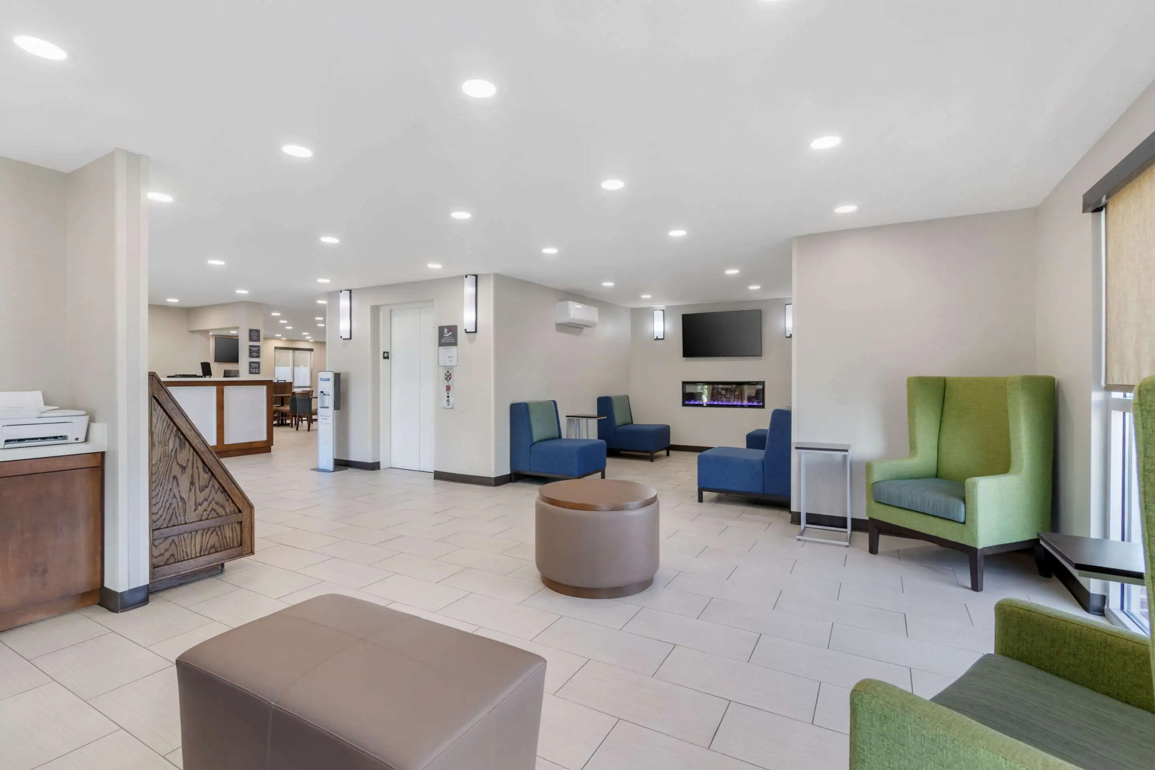 Comfort Inn & Suites