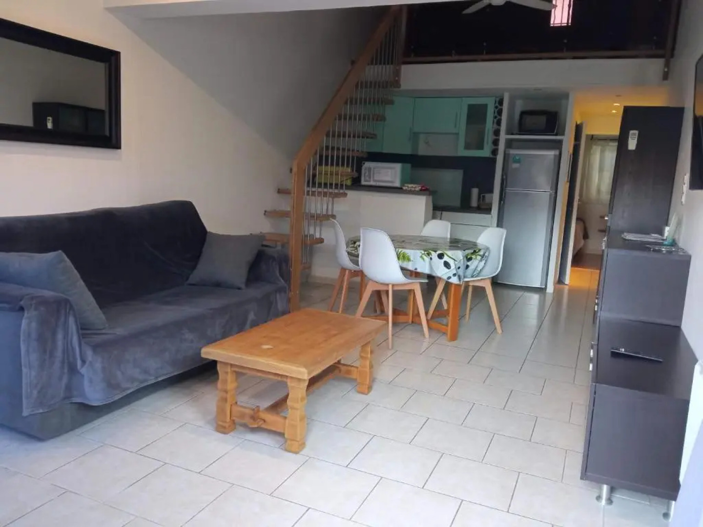 Aigues-Mortes - Agreable T.2 - (+ de 40m² )