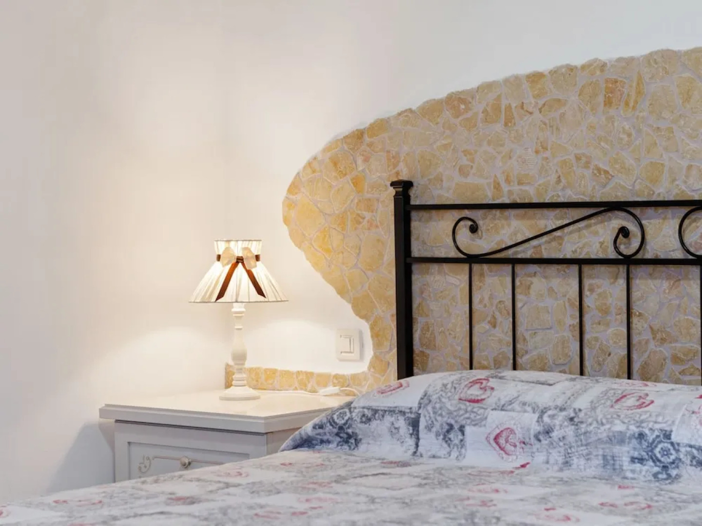 Belvilla by OYO Pleasant Apartment With Courtyard