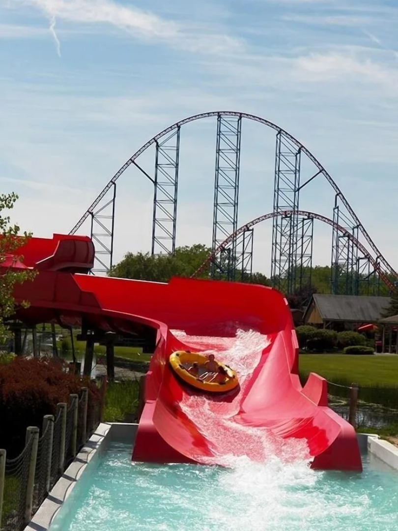 Darien Lake Lodge on the Lake