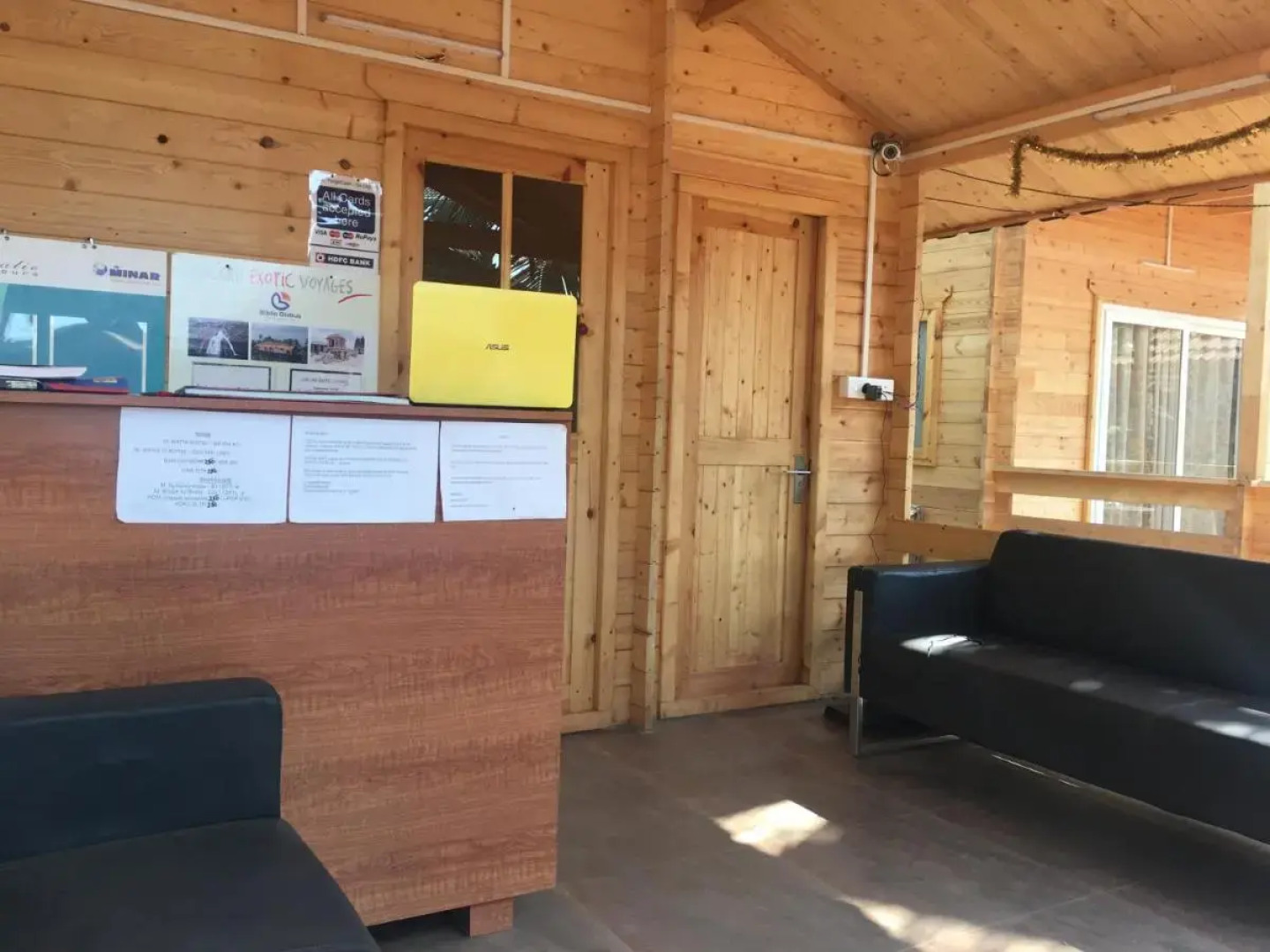 Casa Seaesta Beach Cottages and Suites