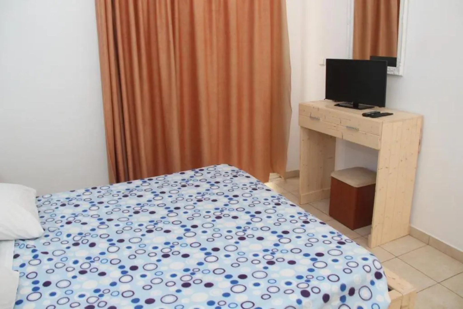 Nikos Studios Meltemi