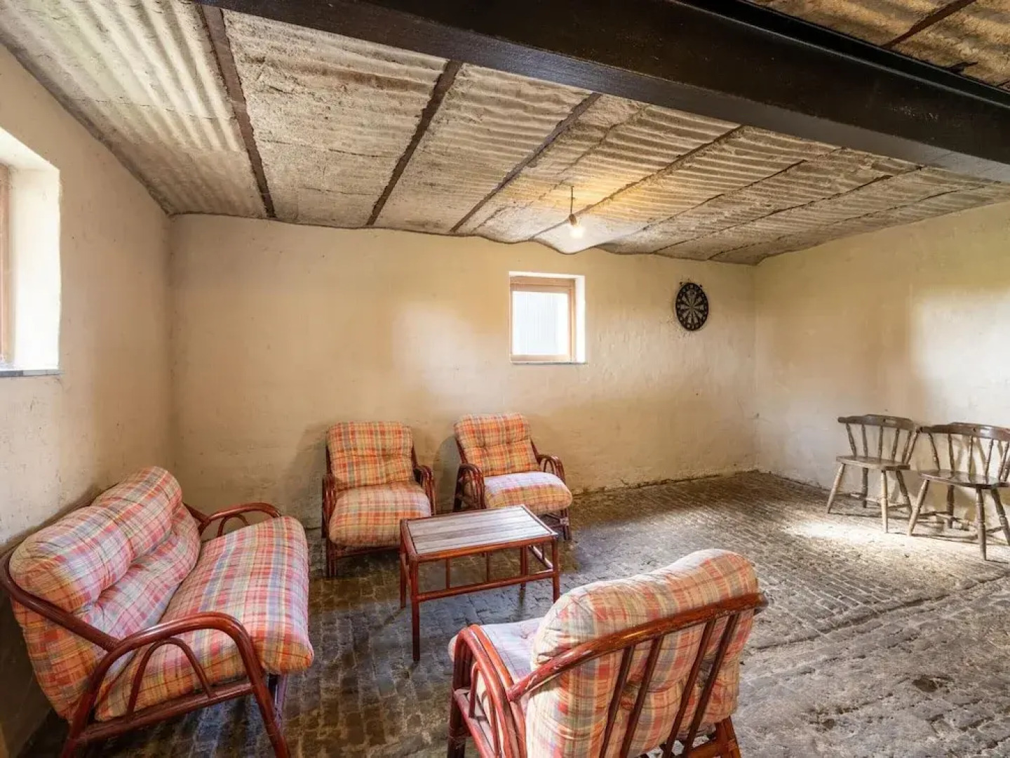 Spacious Holiday Home With Pond in Poperinge