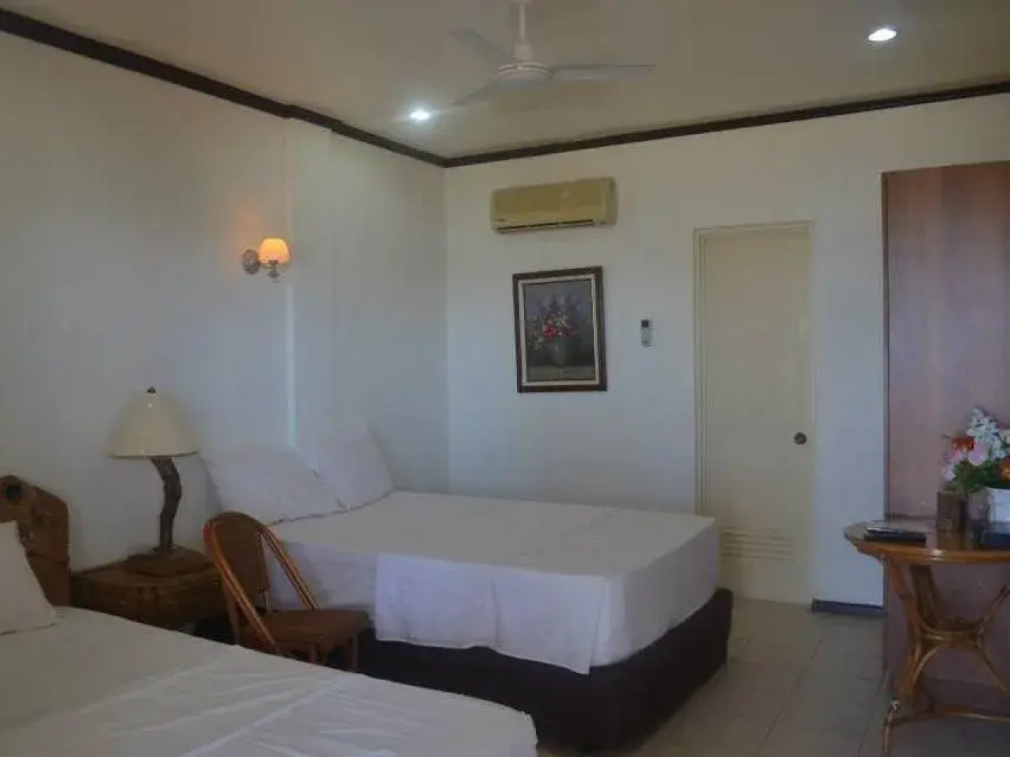 Seahorse Tourist Inn