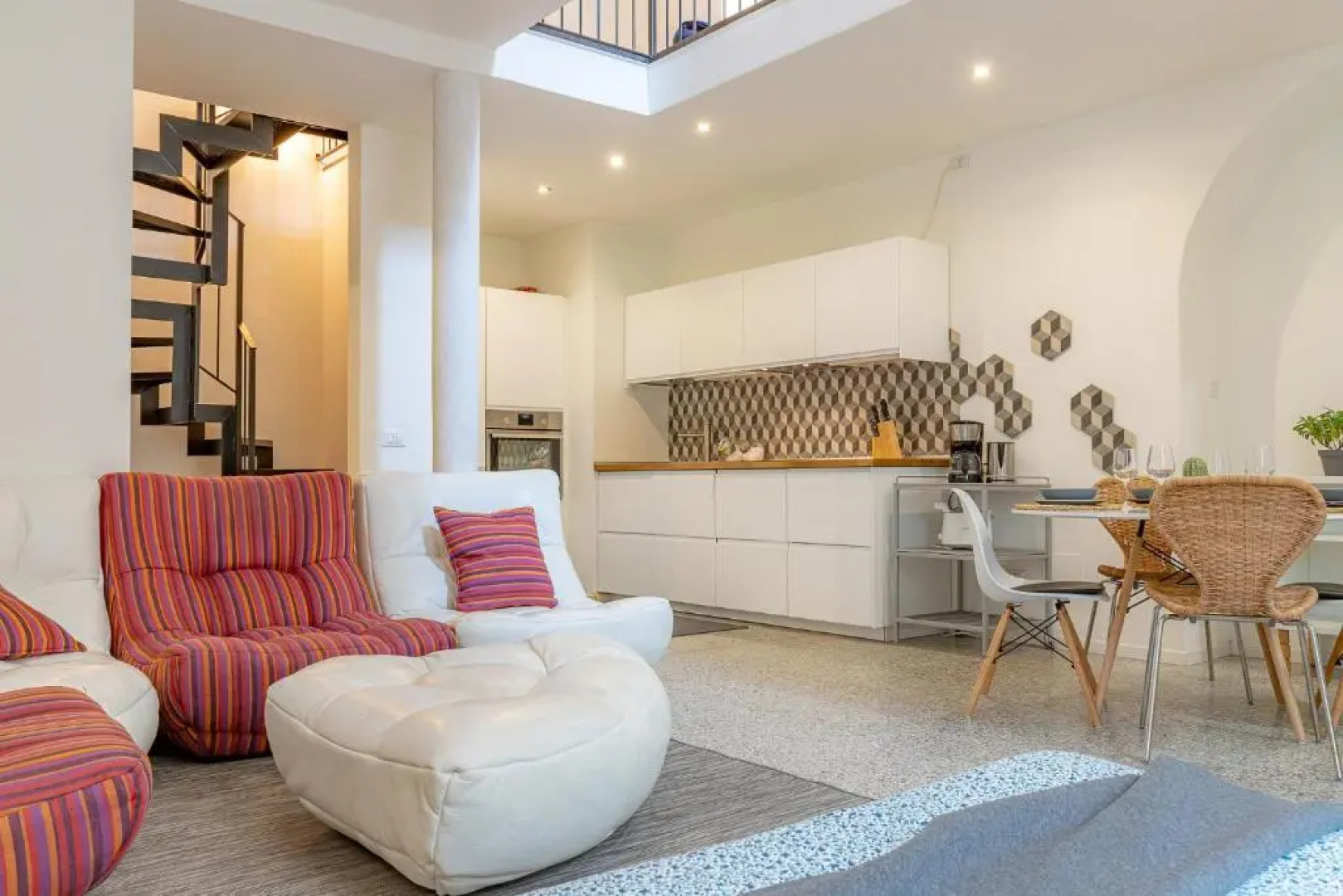 Moderno Loft a due passi dal lago