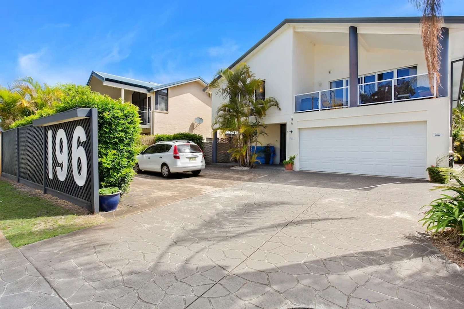 Salamander Beach Accommodation Adults Only